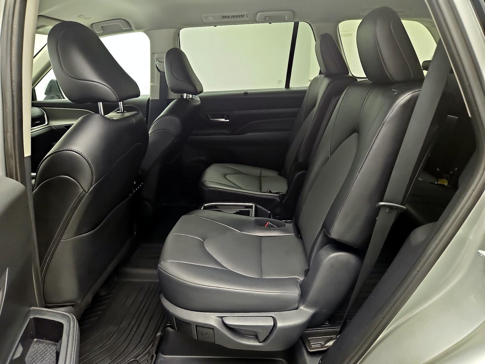 2025 Toyota Grand Highlander XLE - Photo 18