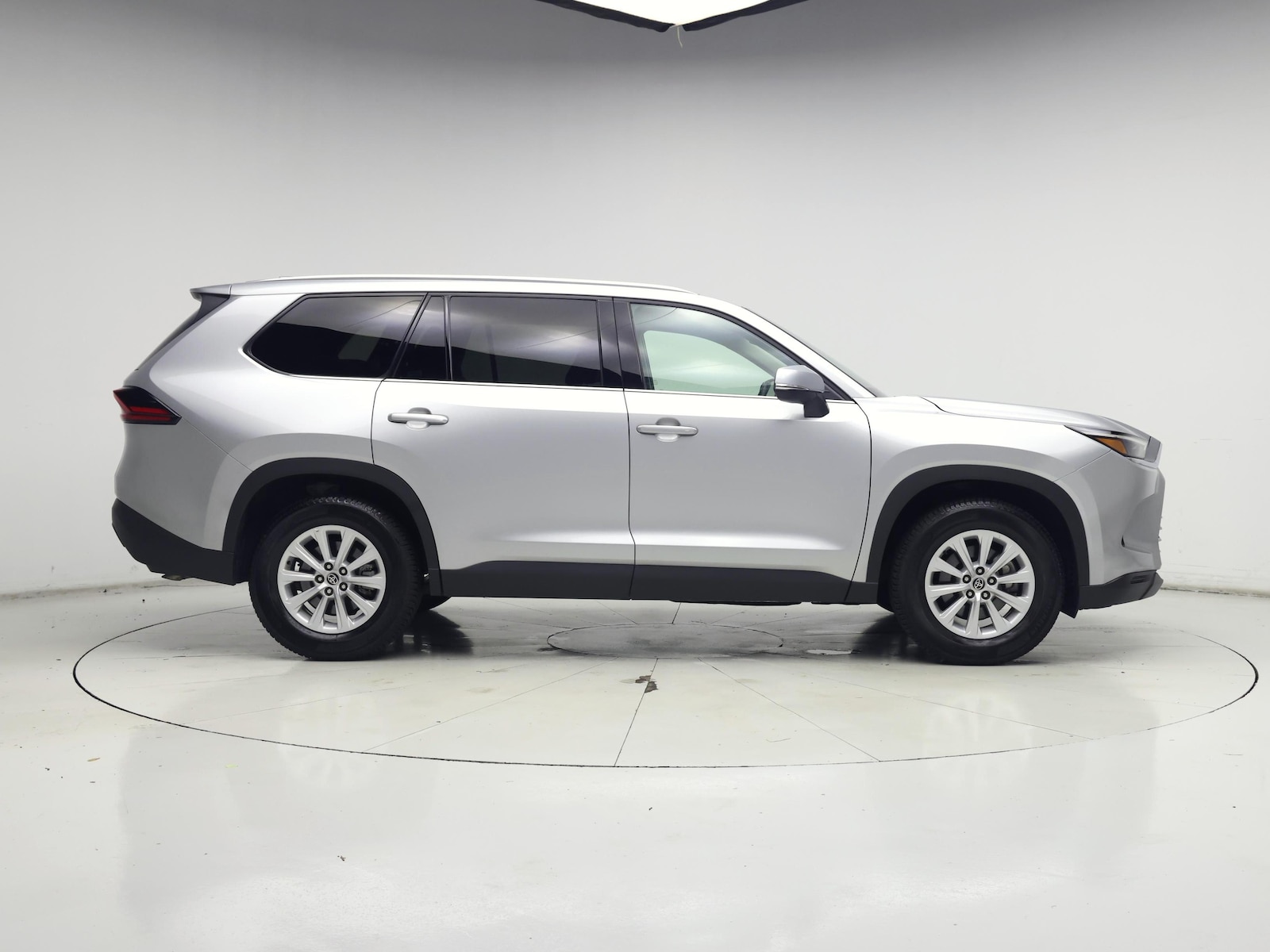 2025 Toyota Grand Highlander XLE - Photo 8