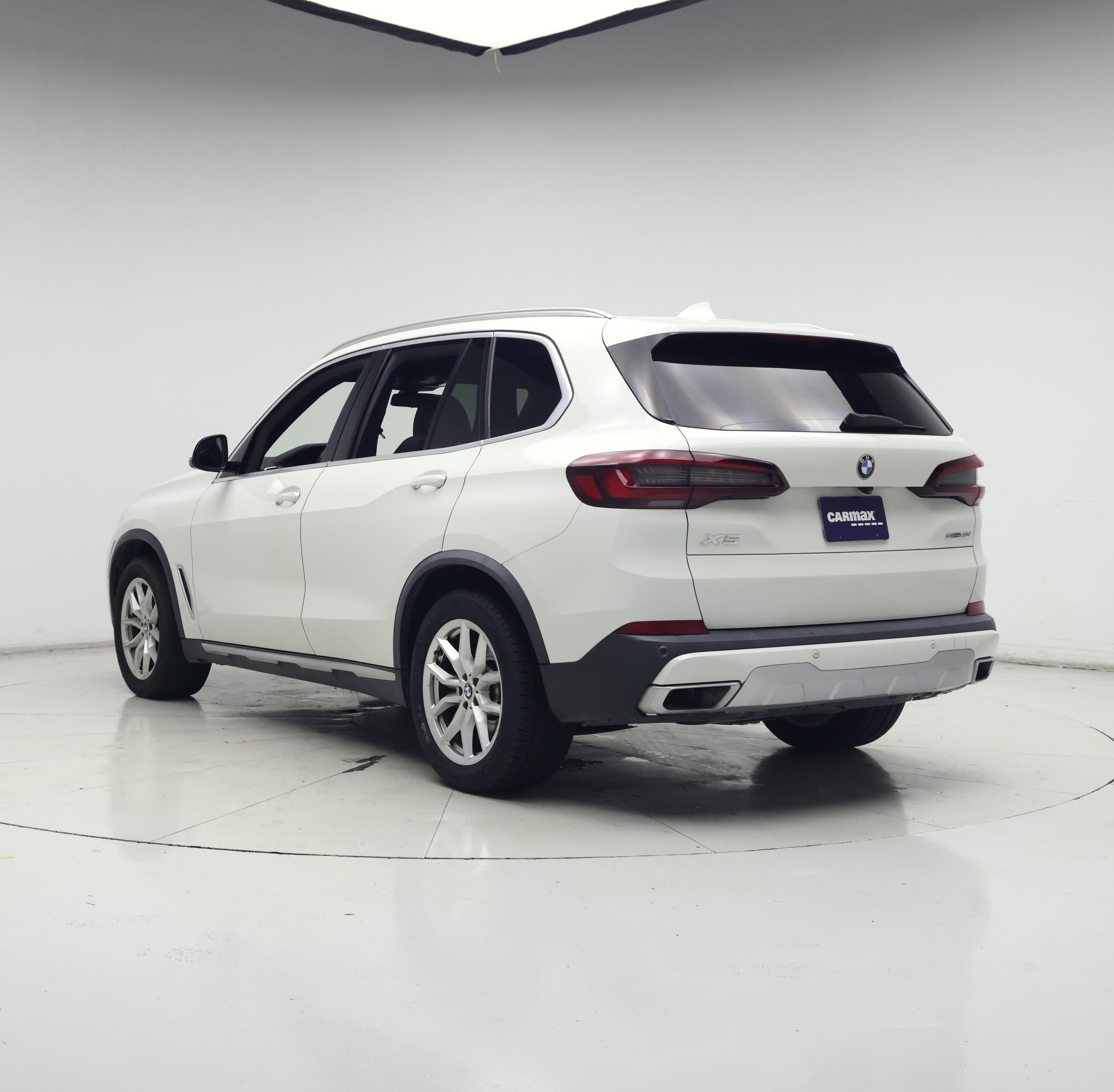 Thumbnail: 2021 BMW X5 - 2