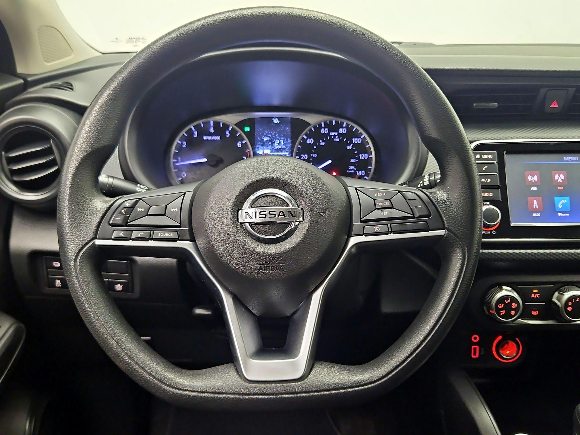 Thumbnail: 2021 Nissan Kicks - 10