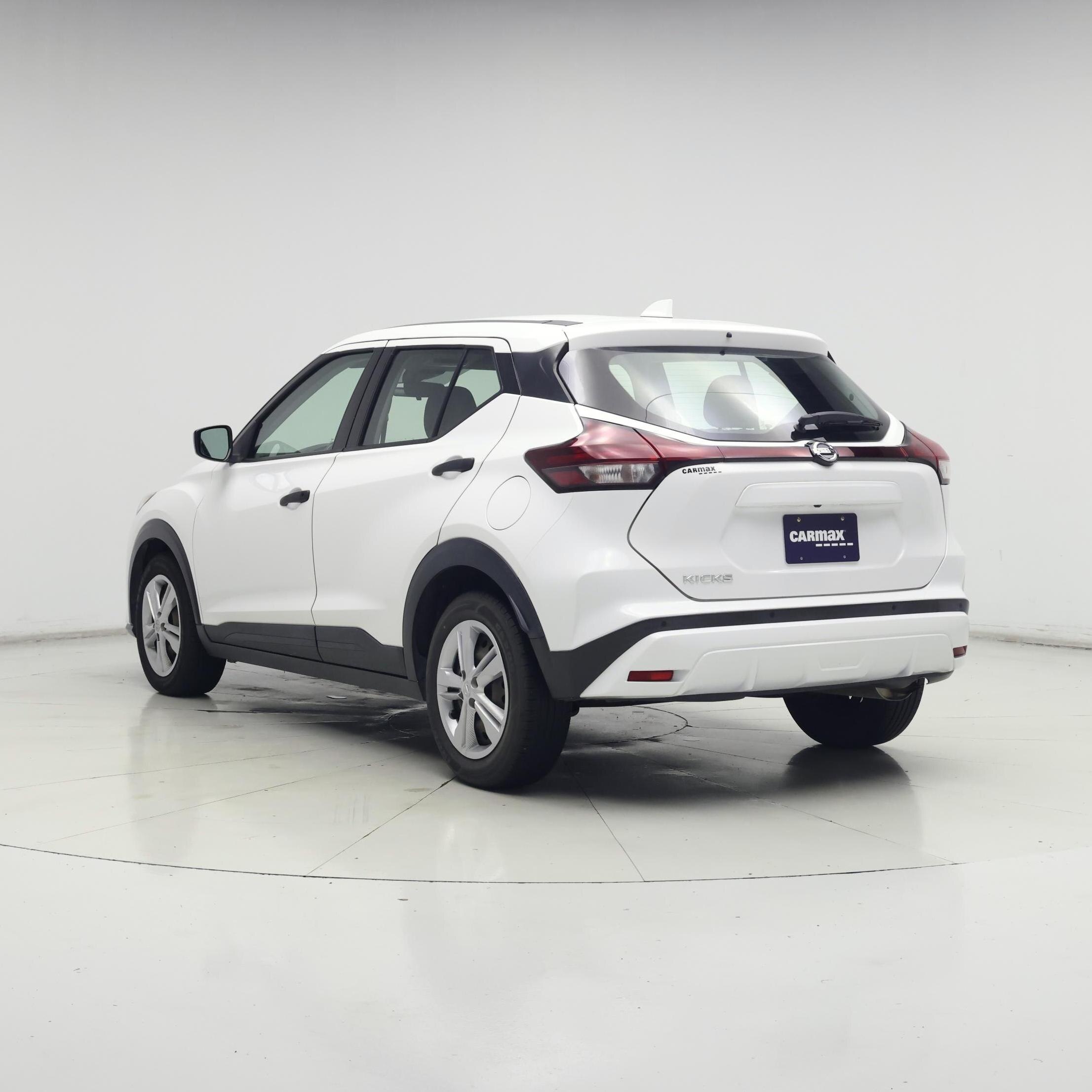 Thumbnail: 2021 Nissan Kicks - 2