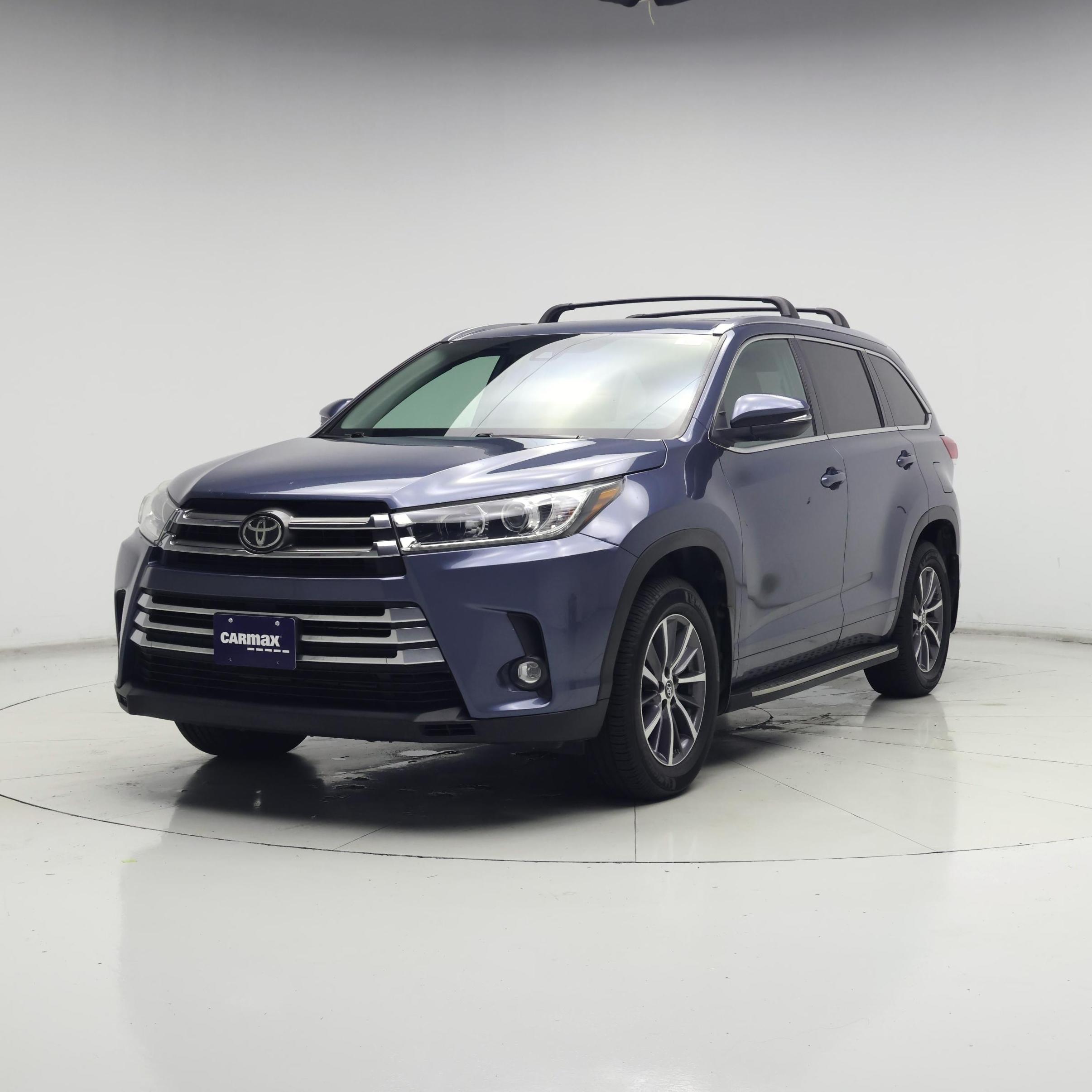Thumbnail: 2019 Toyota Highlander - 4