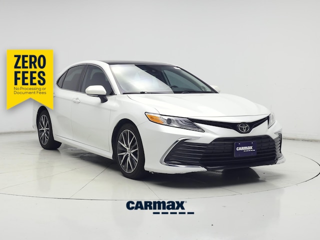 2022 Toyota Camry XLE V6 FWD
