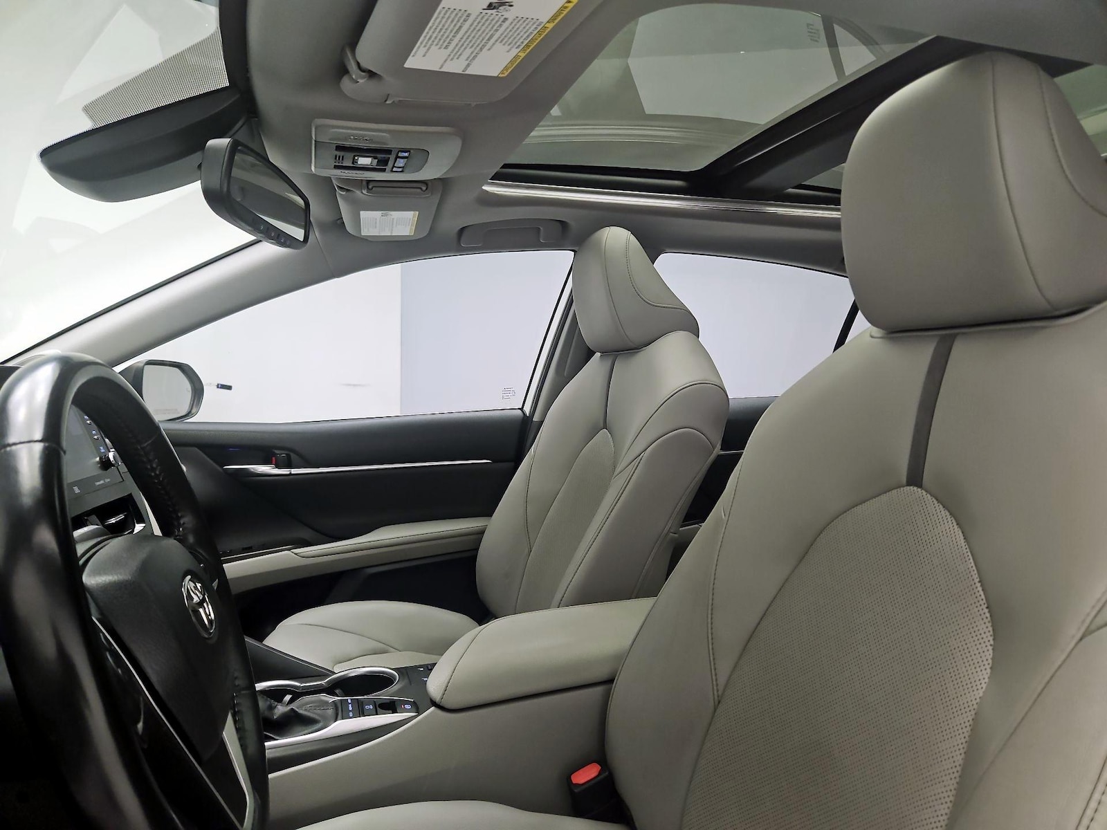 2022 Toyota Camry XLE - Photo 20