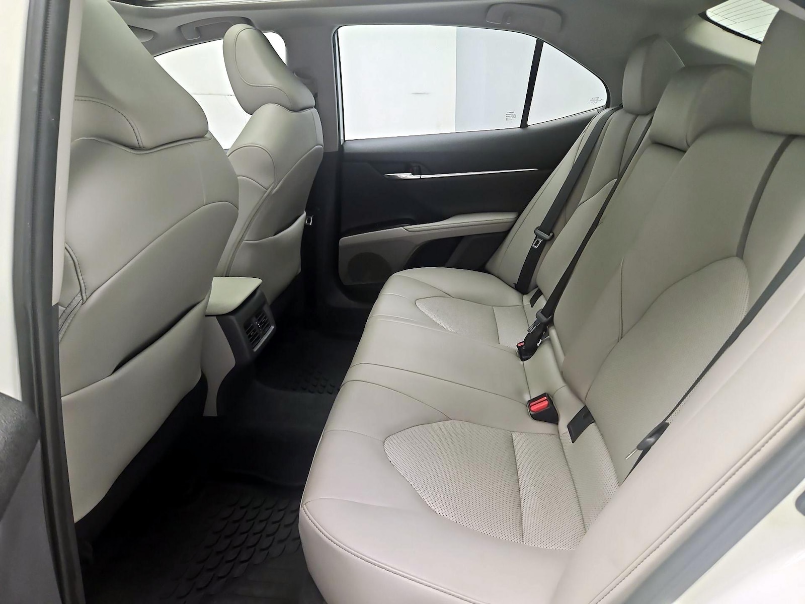 2022 Toyota Camry XLE - Photo 21