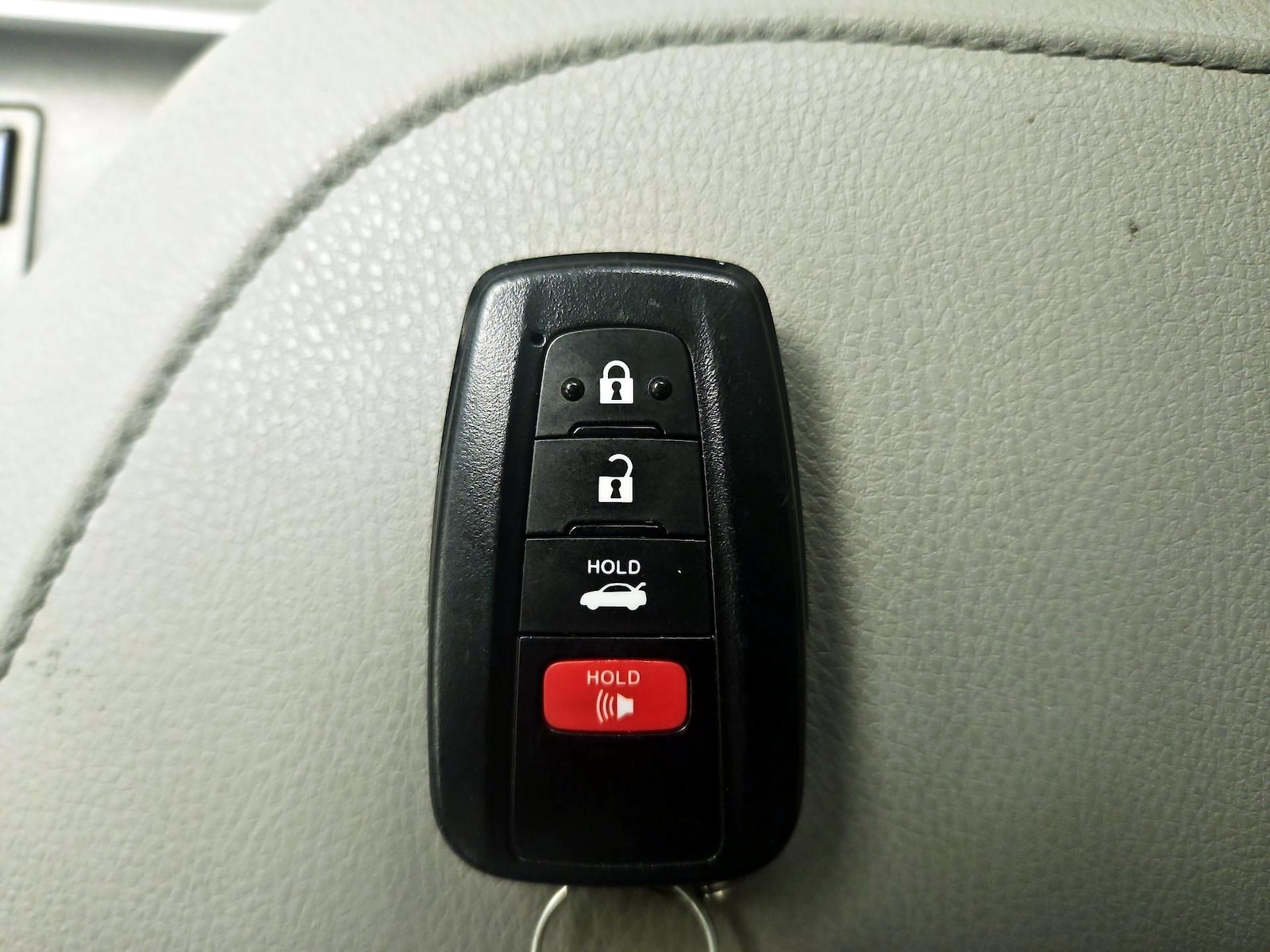 2022 Toyota Camry XLE - Photo 24