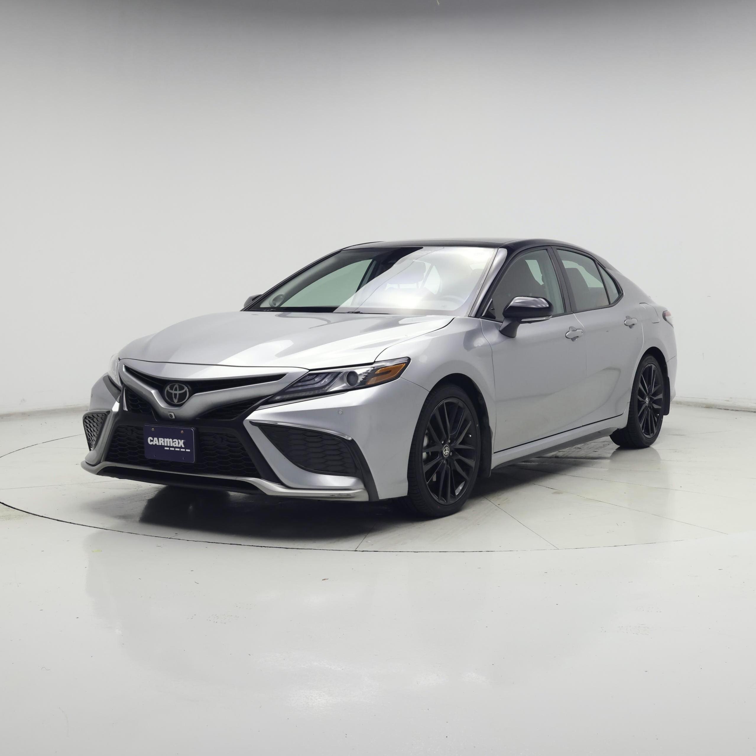 Thumbnail: 2022 Toyota Camry - 4