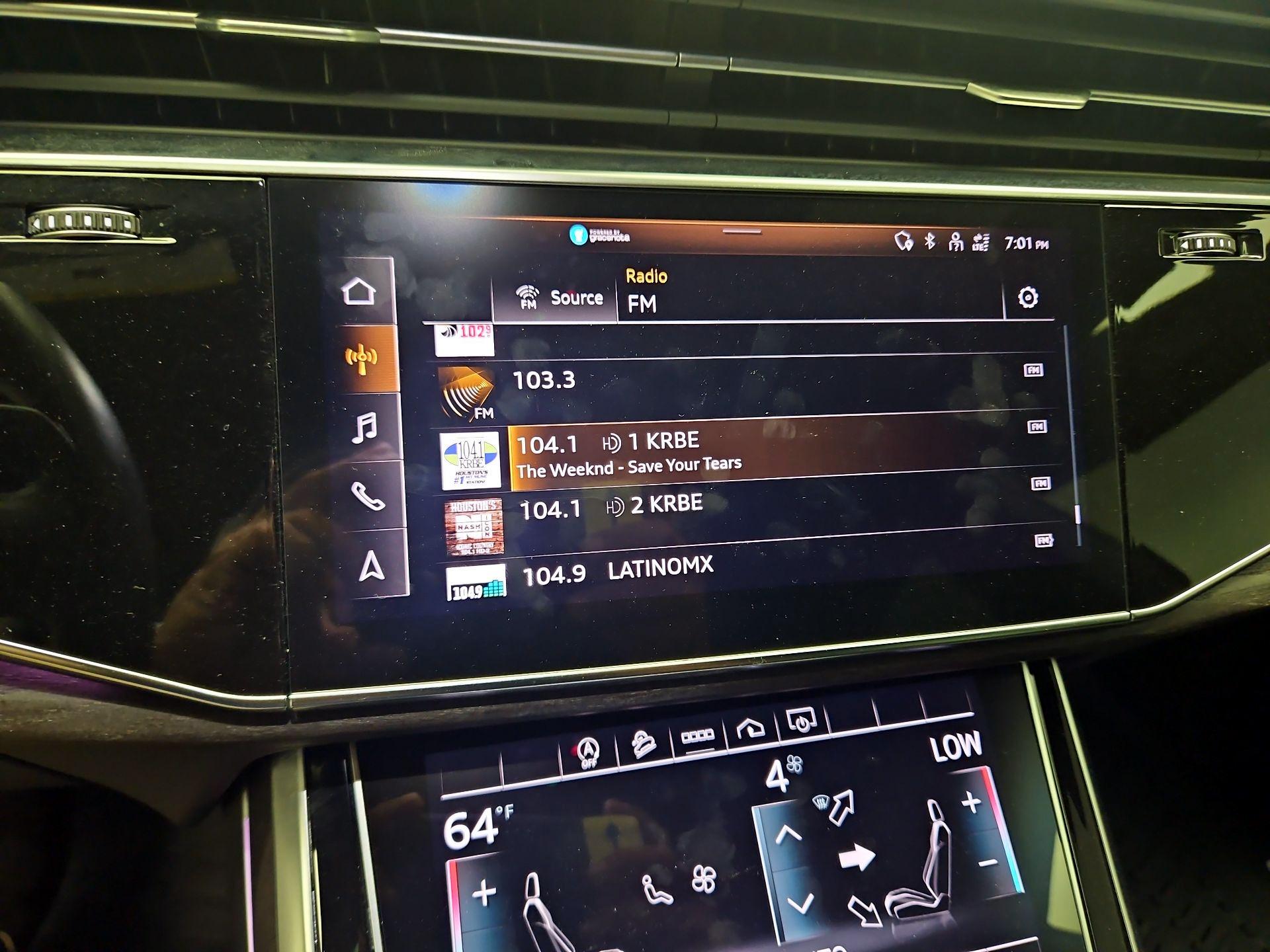 Thumbnail: 2021 Audi Q8 - 16