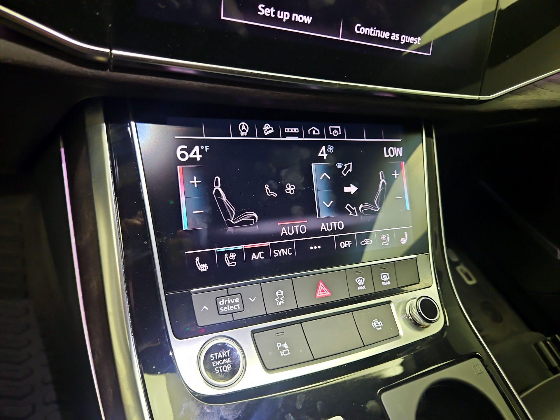 Thumbnail: 2021 Audi Q8 - 17