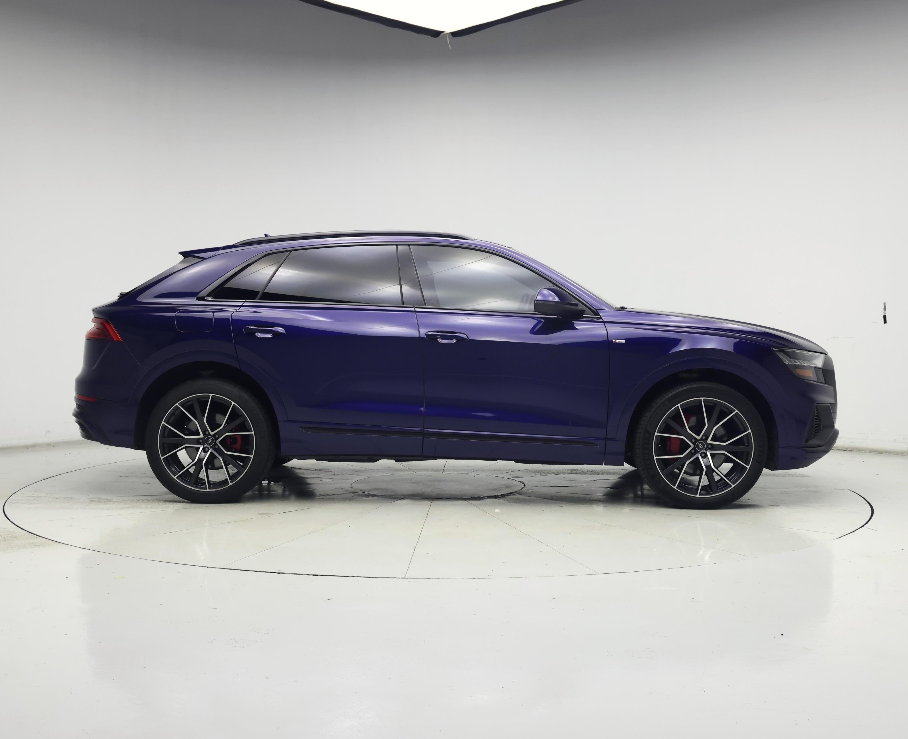 Thumbnail: 2021 Audi Q8 - 7