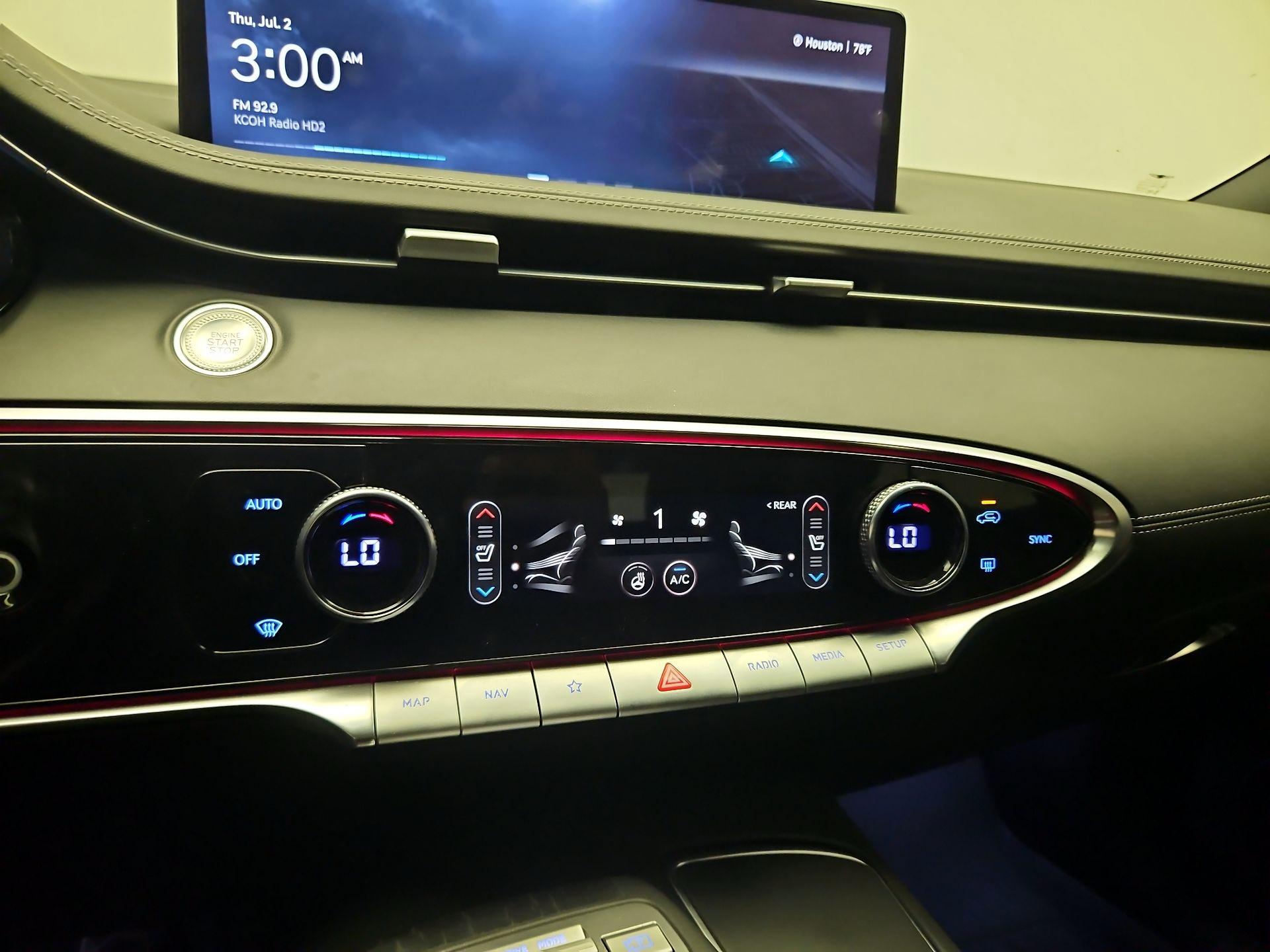 Thumbnail: 2025 Genesis GV70 - 15