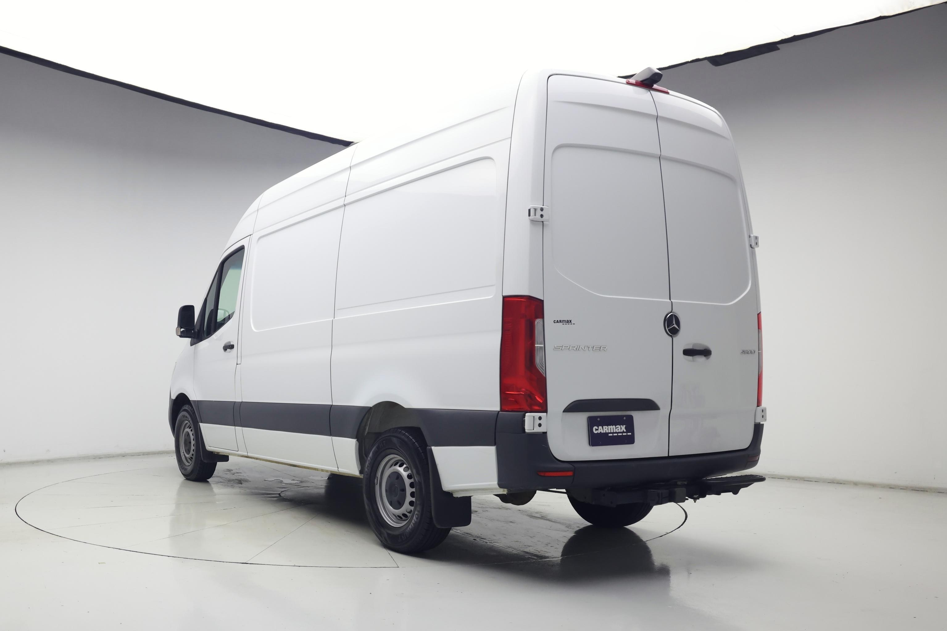 Thumbnail: 2024 Mercedes-Benz Sprinter - 2