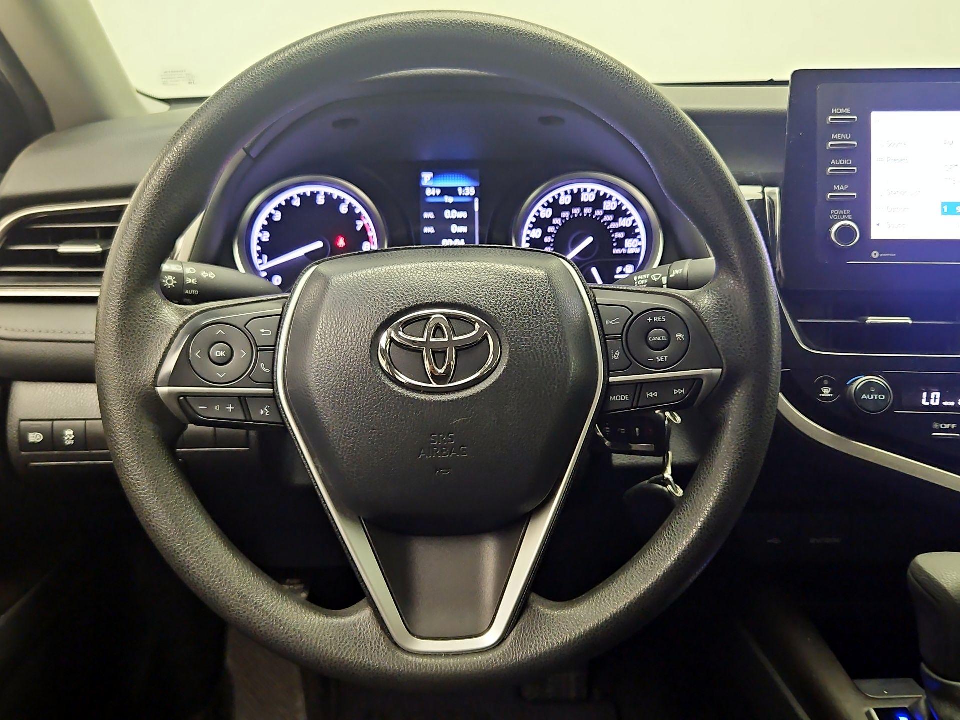 Thumbnail: 2022 Toyota Camry - 10