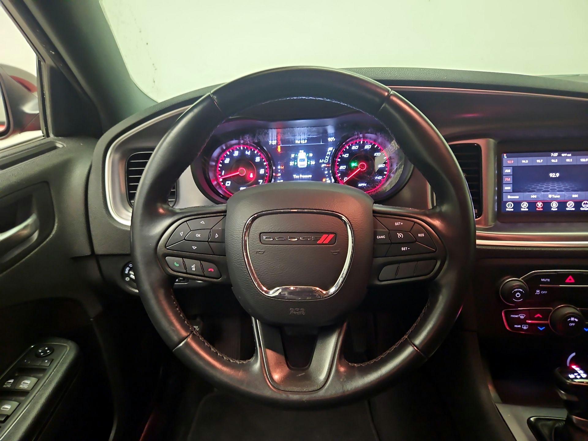 Thumbnail: 2020 Dodge Charger - 10