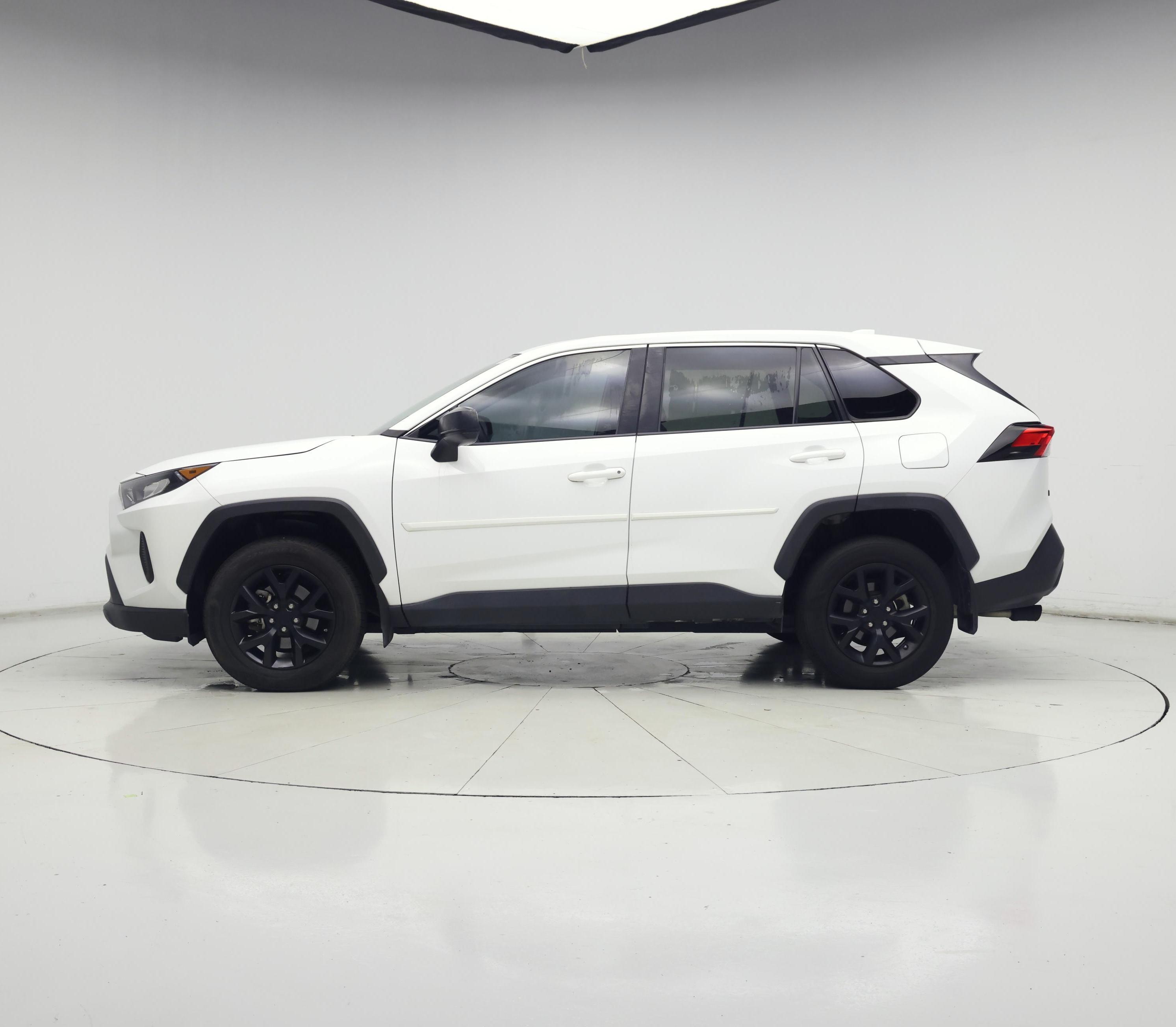 Thumbnail: 2022 Toyota RAV4 - 3