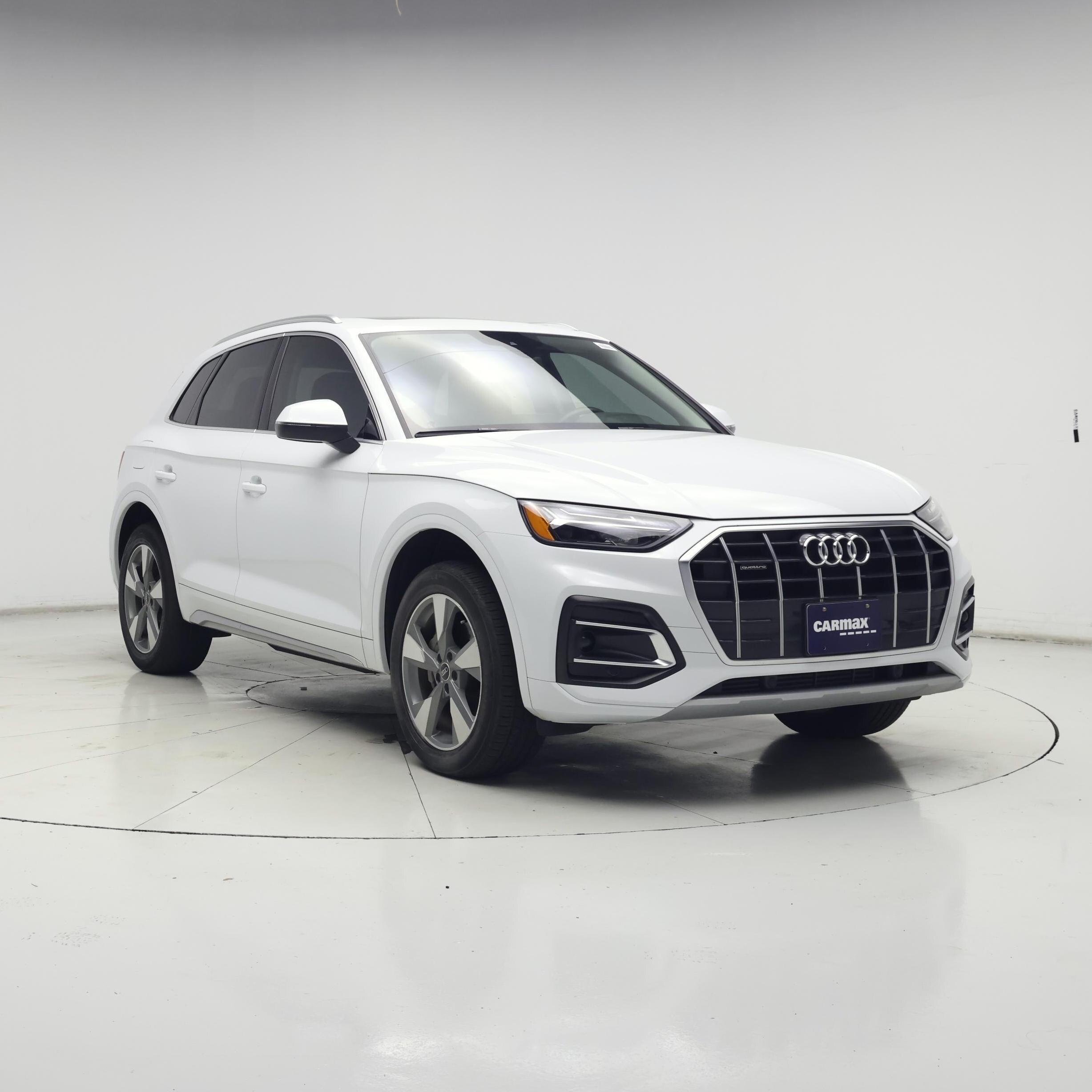 White 2024 Audi Q5 SUV / Crossover All-Wheel Drive Automatic