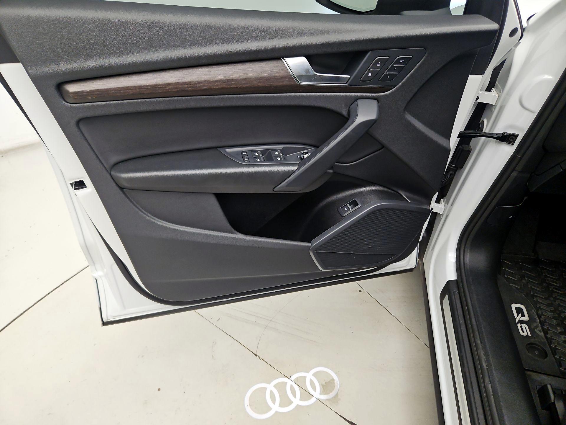 Thumbnail: 2024 Audi Q5 - 12