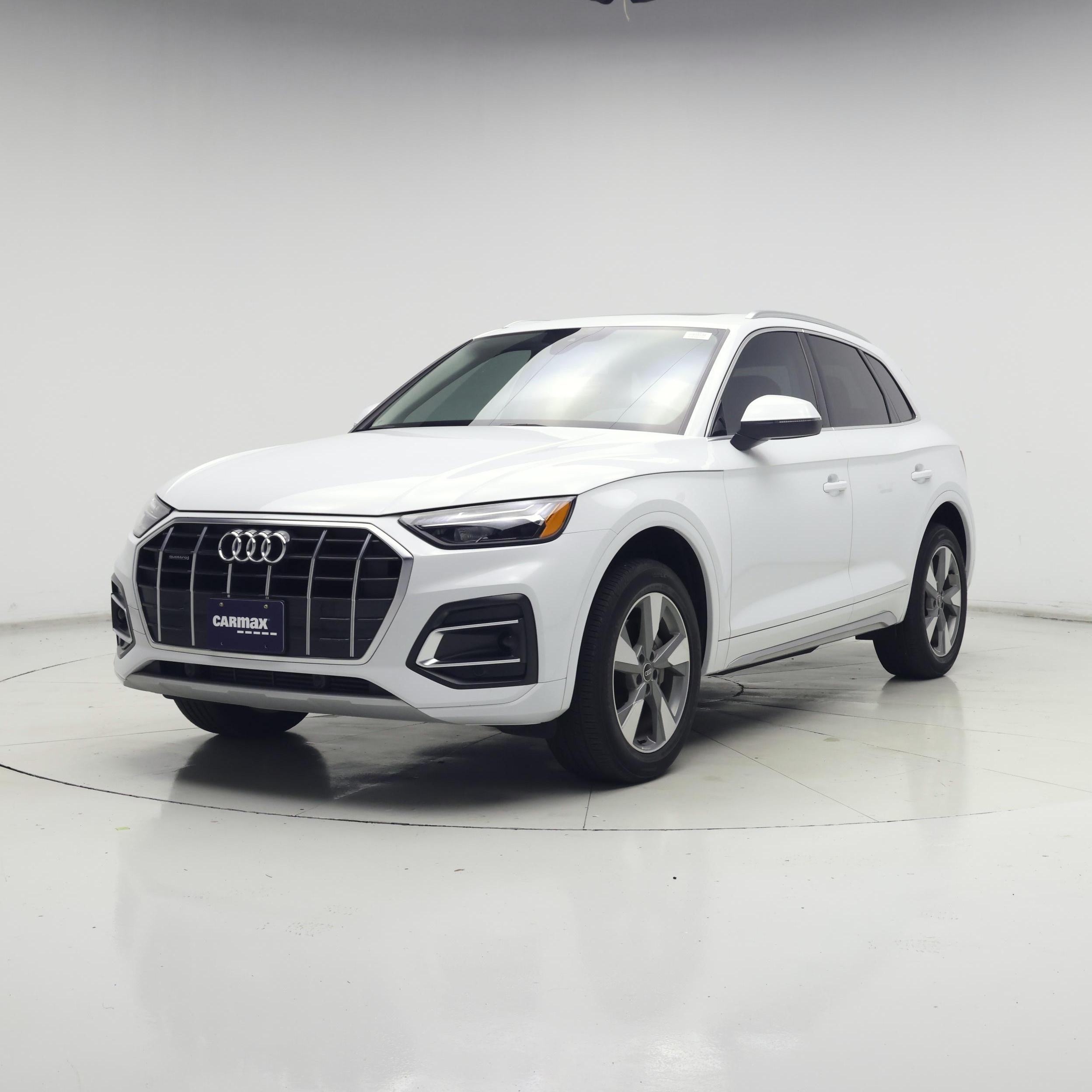 Thumbnail: 2024 Audi Q5 - 4