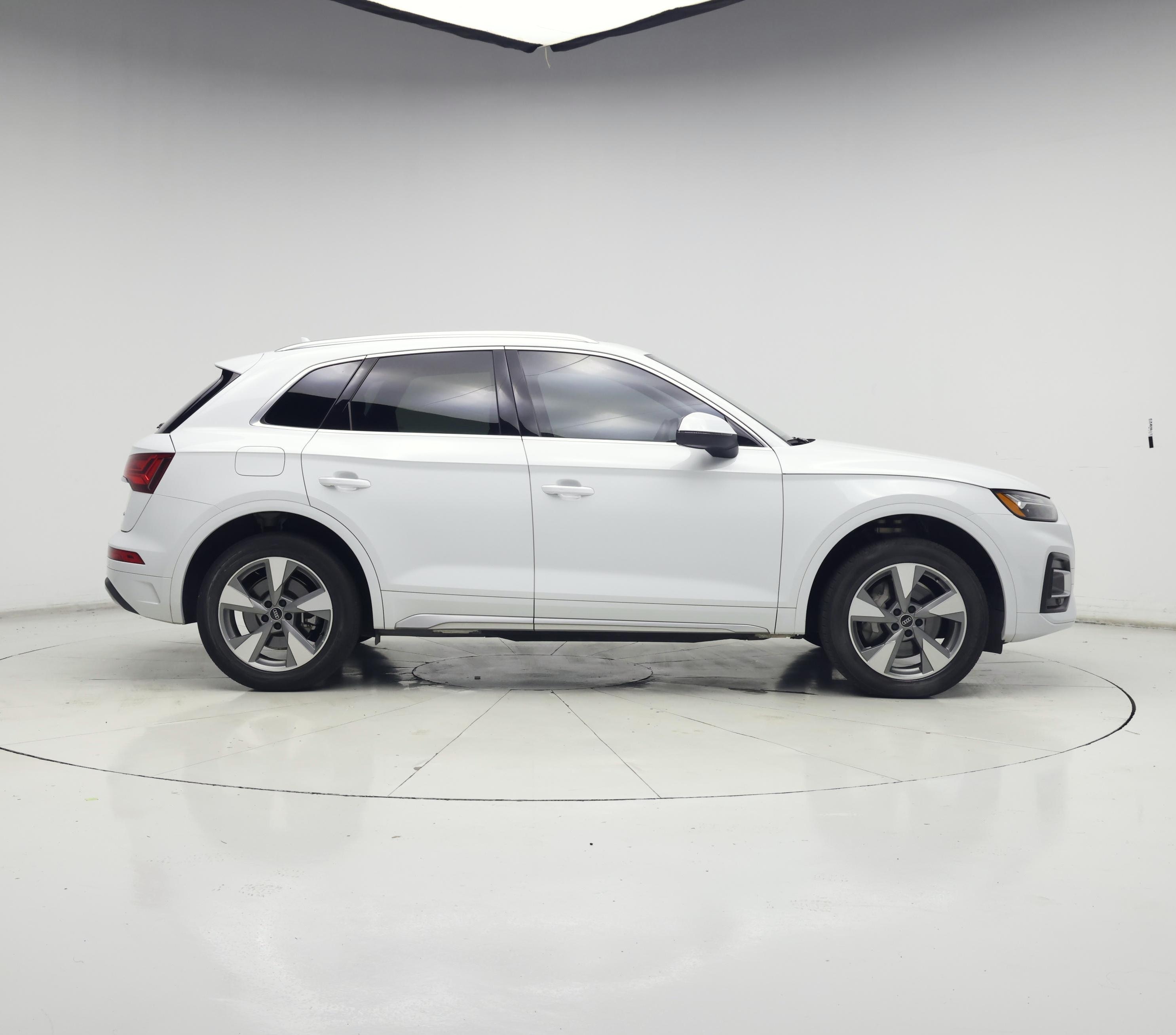 Thumbnail: 2024 Audi Q5 - 7