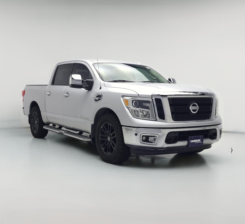 2017 Nissan Titan SL