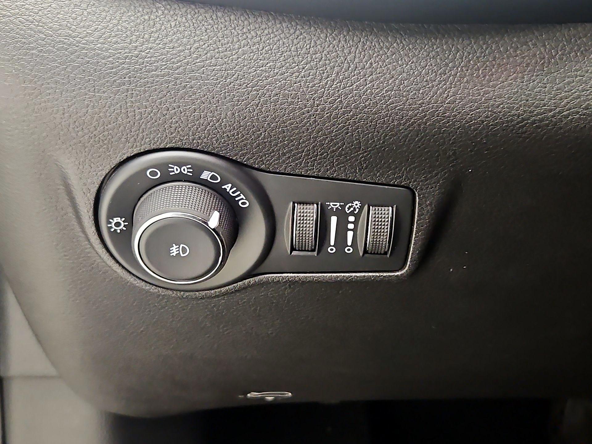 Thumbnail: 2024 Jeep Compass - 13