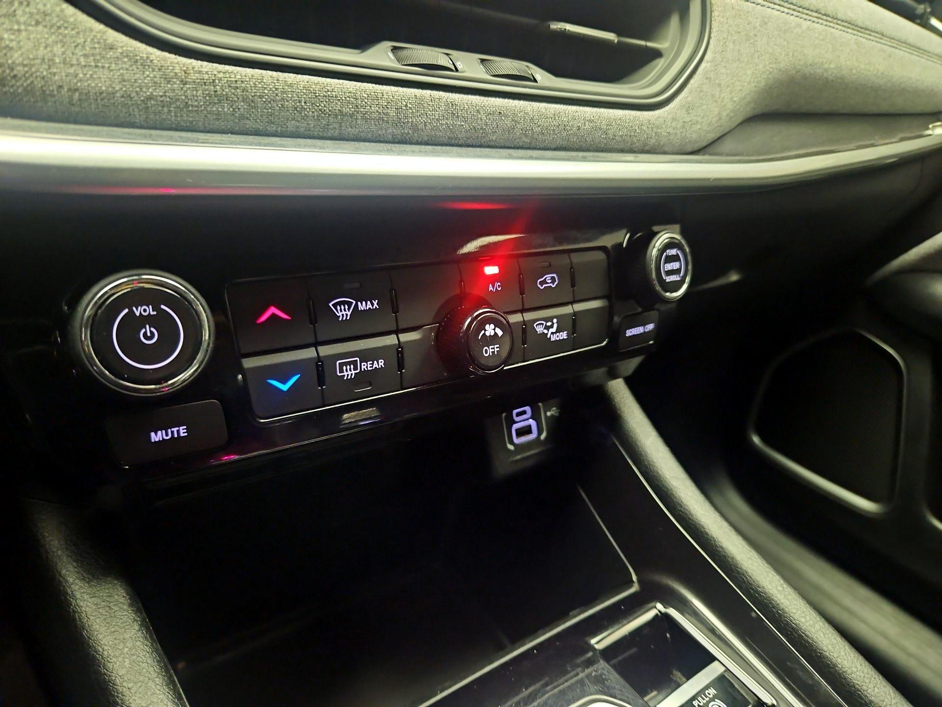 Thumbnail: 2024 Jeep Compass - 16