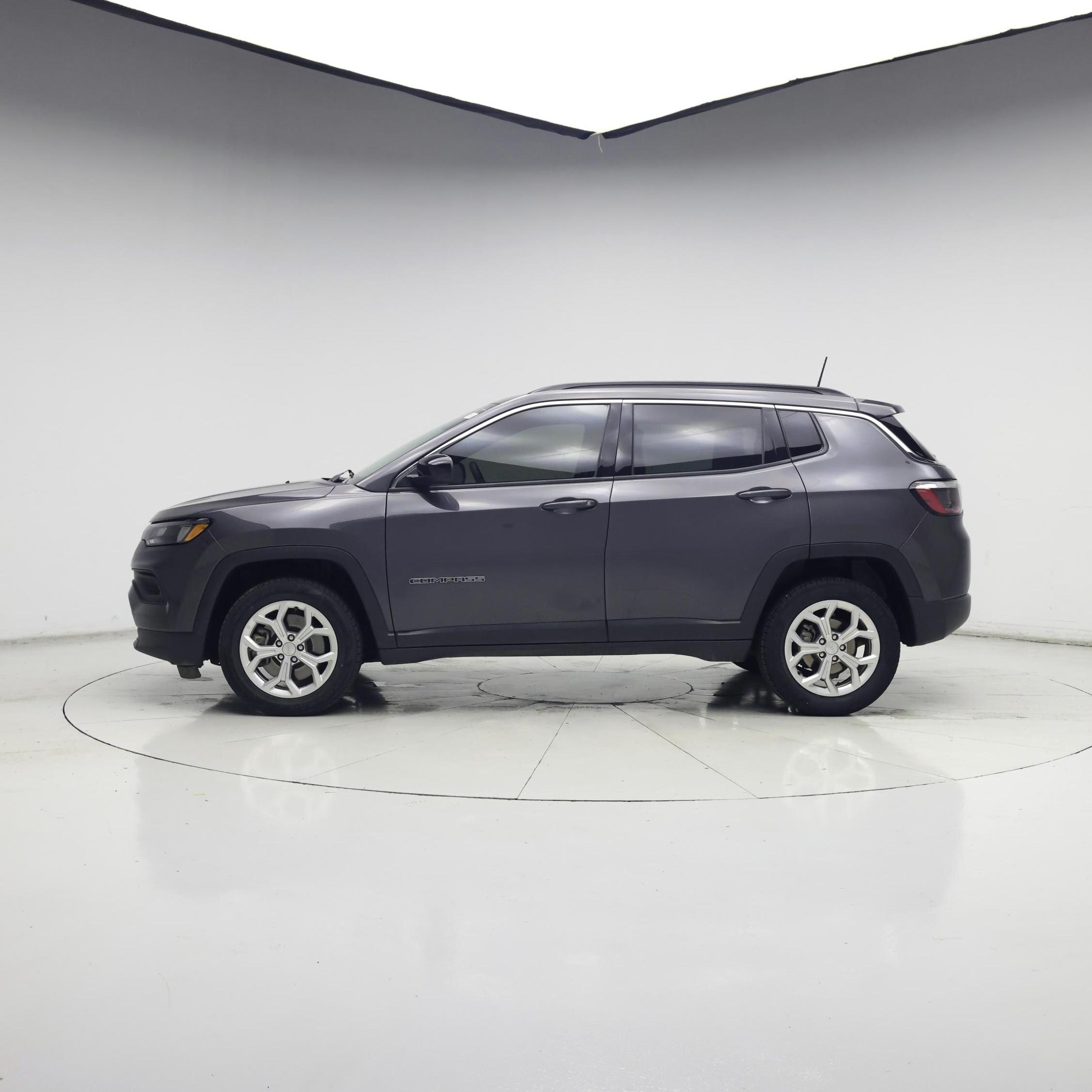 Thumbnail: 2024 Jeep Compass - 3