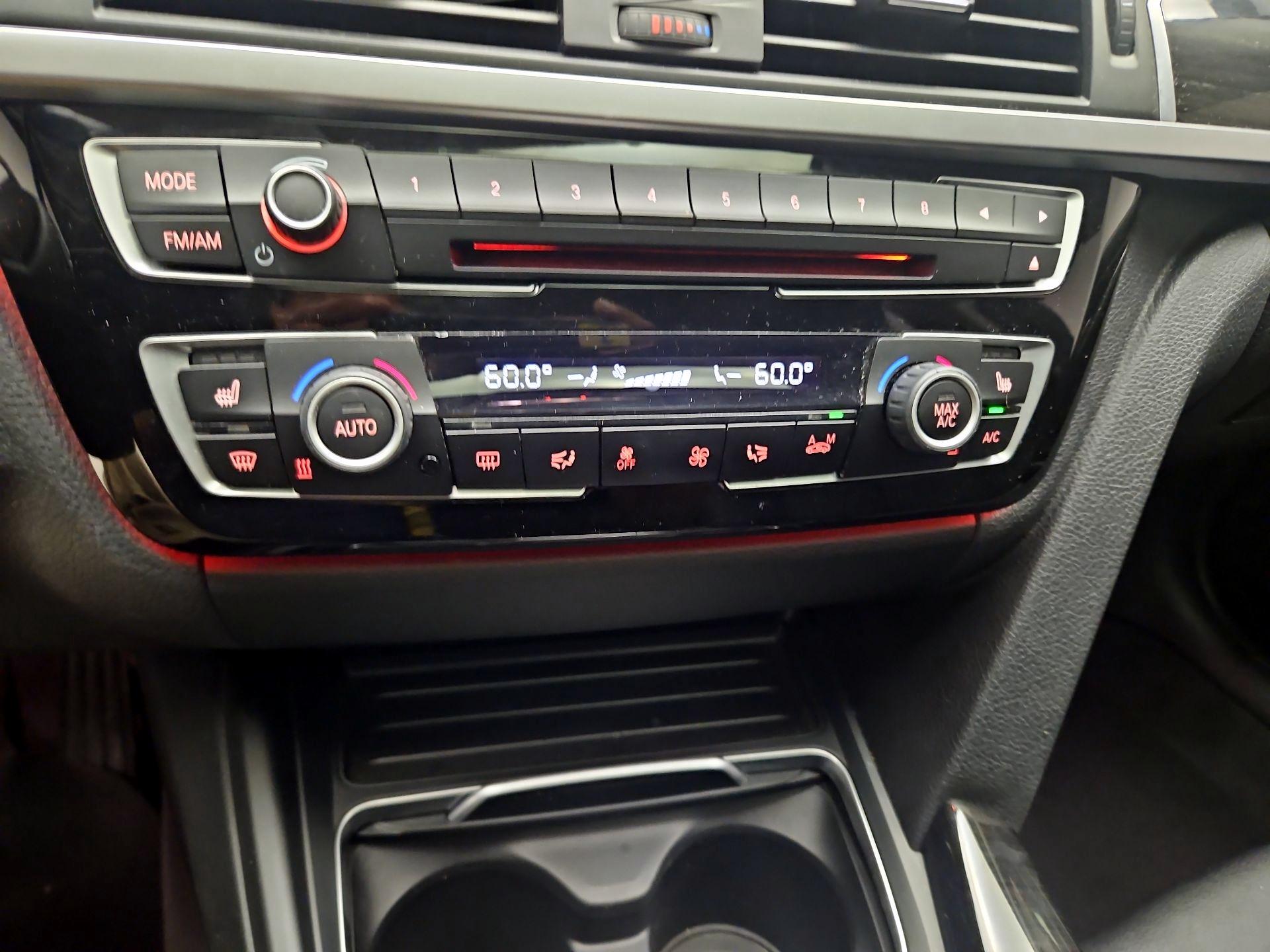 Thumbnail: 2016 BMW 3 Series - 17