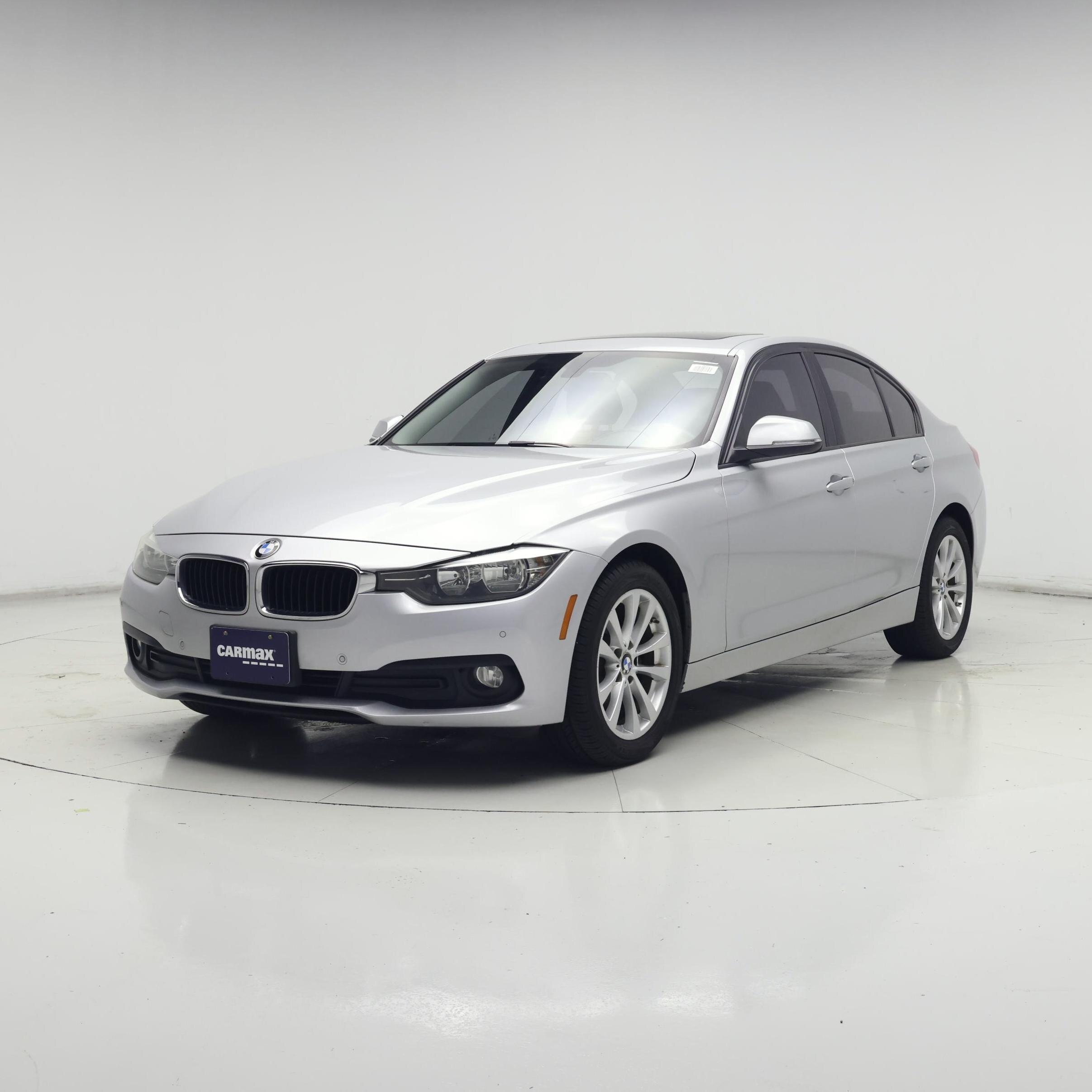 Thumbnail: 2016 BMW 3 Series - 4