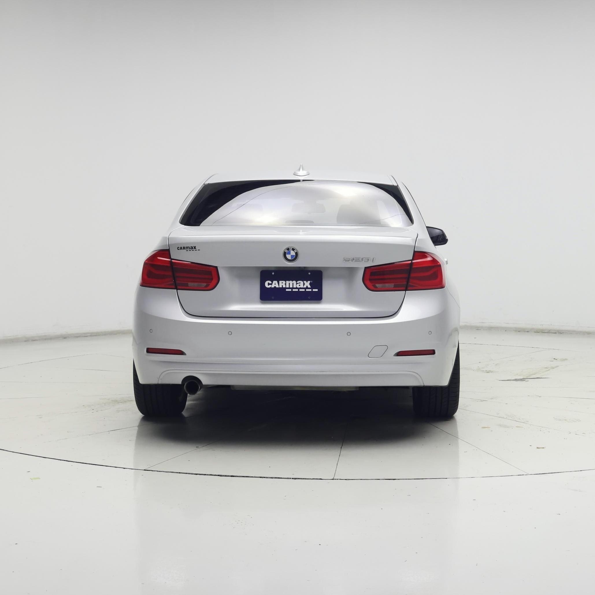 Thumbnail: 2016 BMW 3 Series - 6