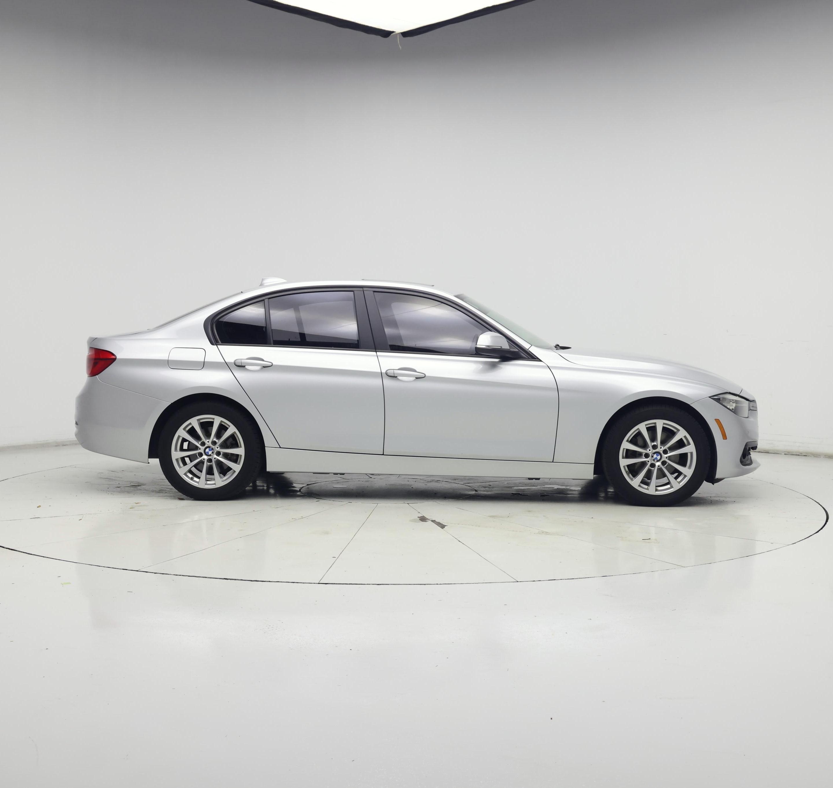 Thumbnail: 2016 BMW 3 Series - 7