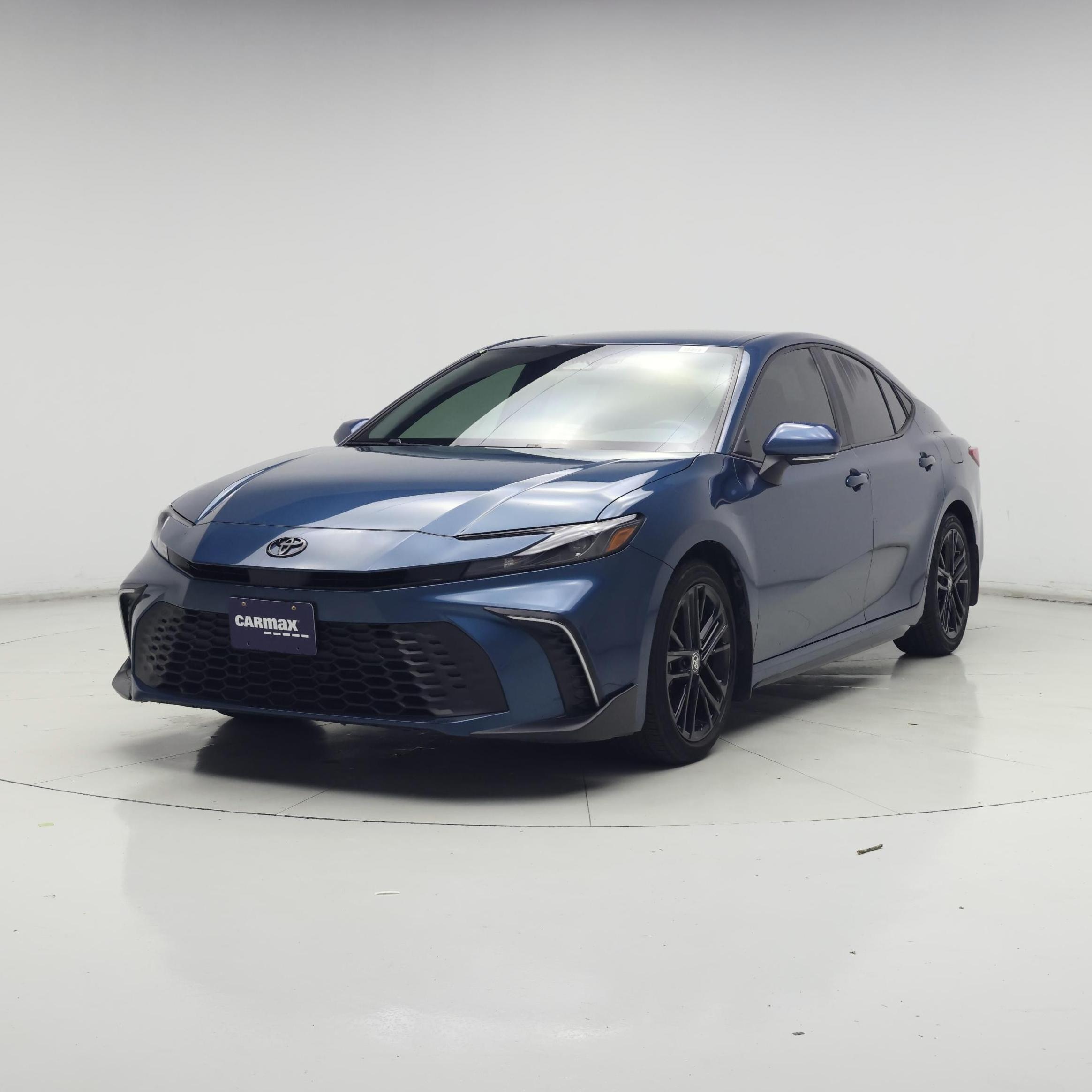 Thumbnail: 2025 Toyota Camry - 4