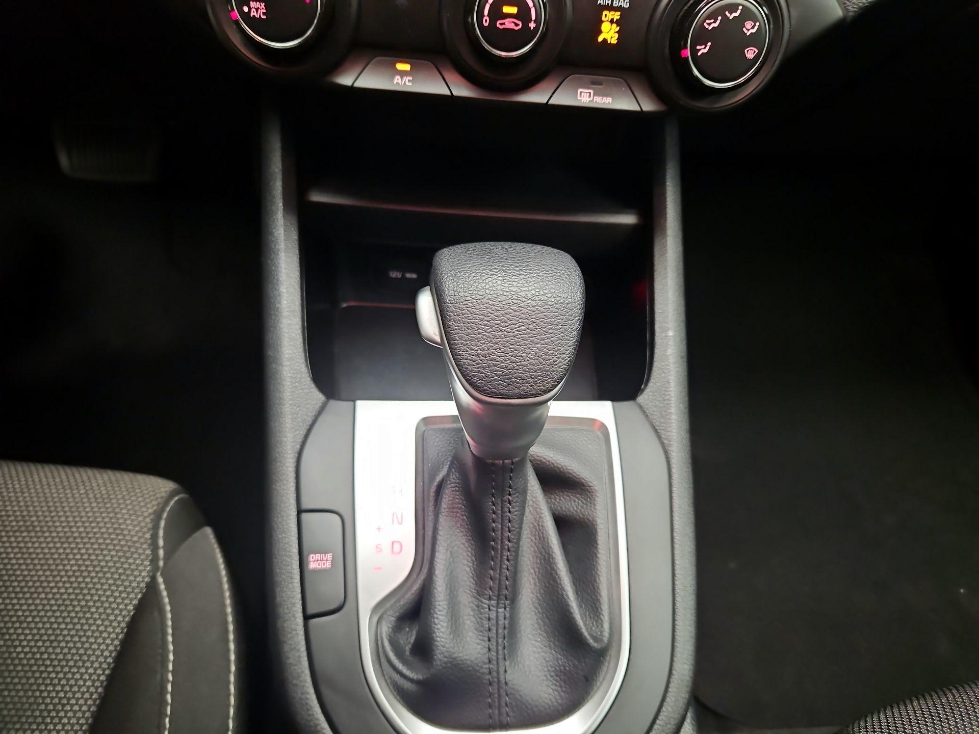 Thumbnail: 2024 Kia Forte - 17