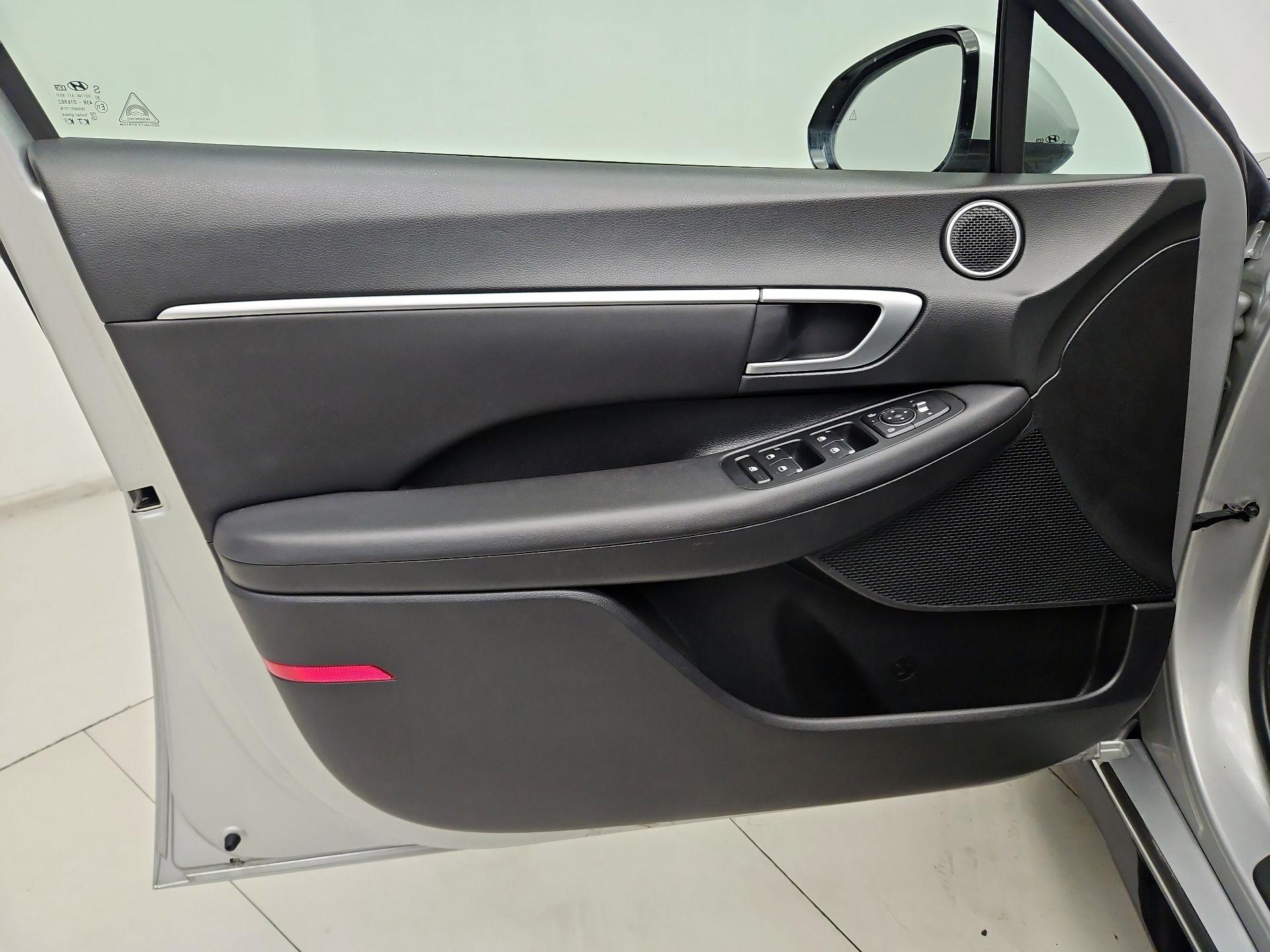 Thumbnail: 2024 Hyundai Sonata - 12
