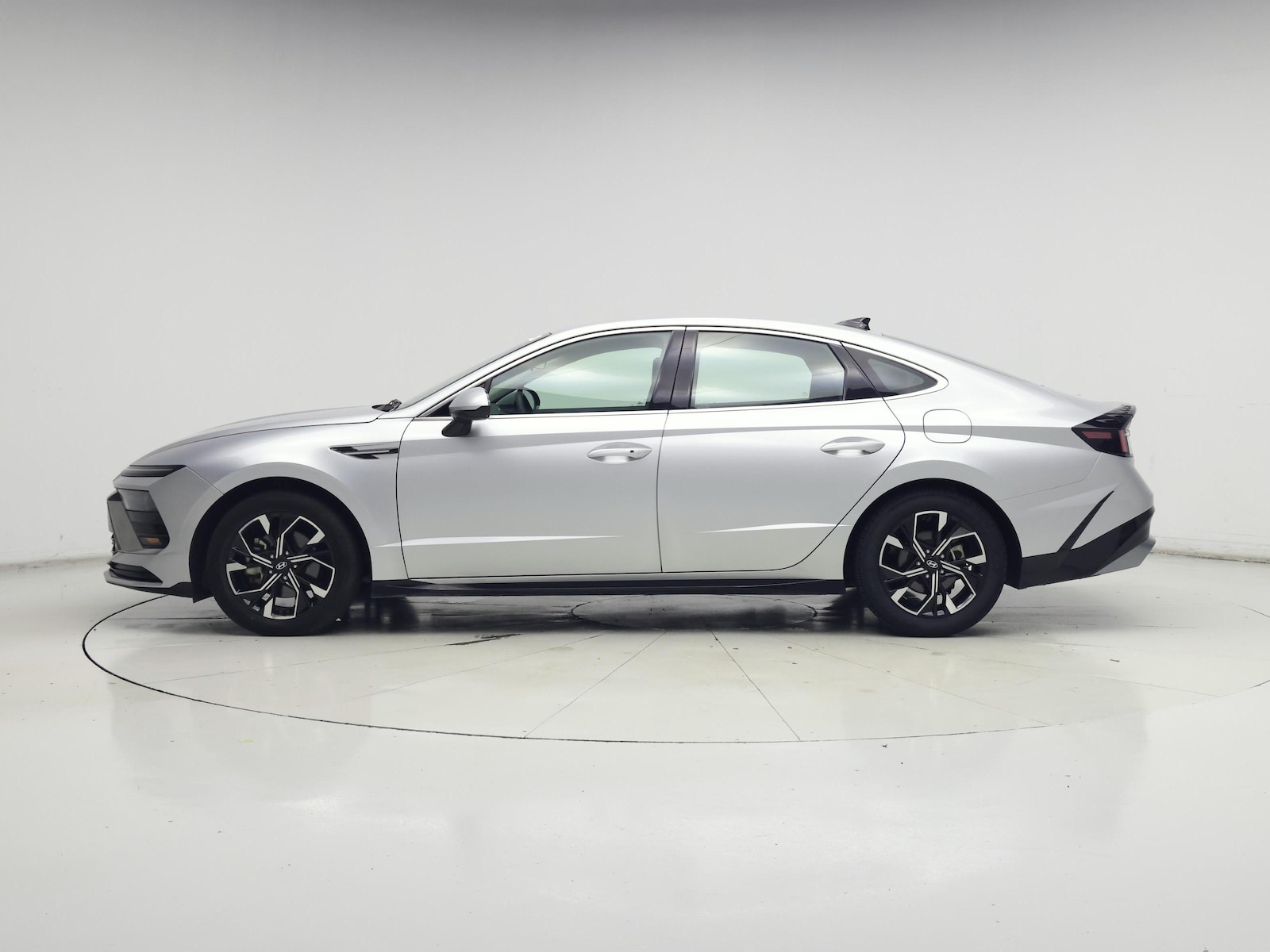 2024 Hyundai Sonata SEL - Photo 4