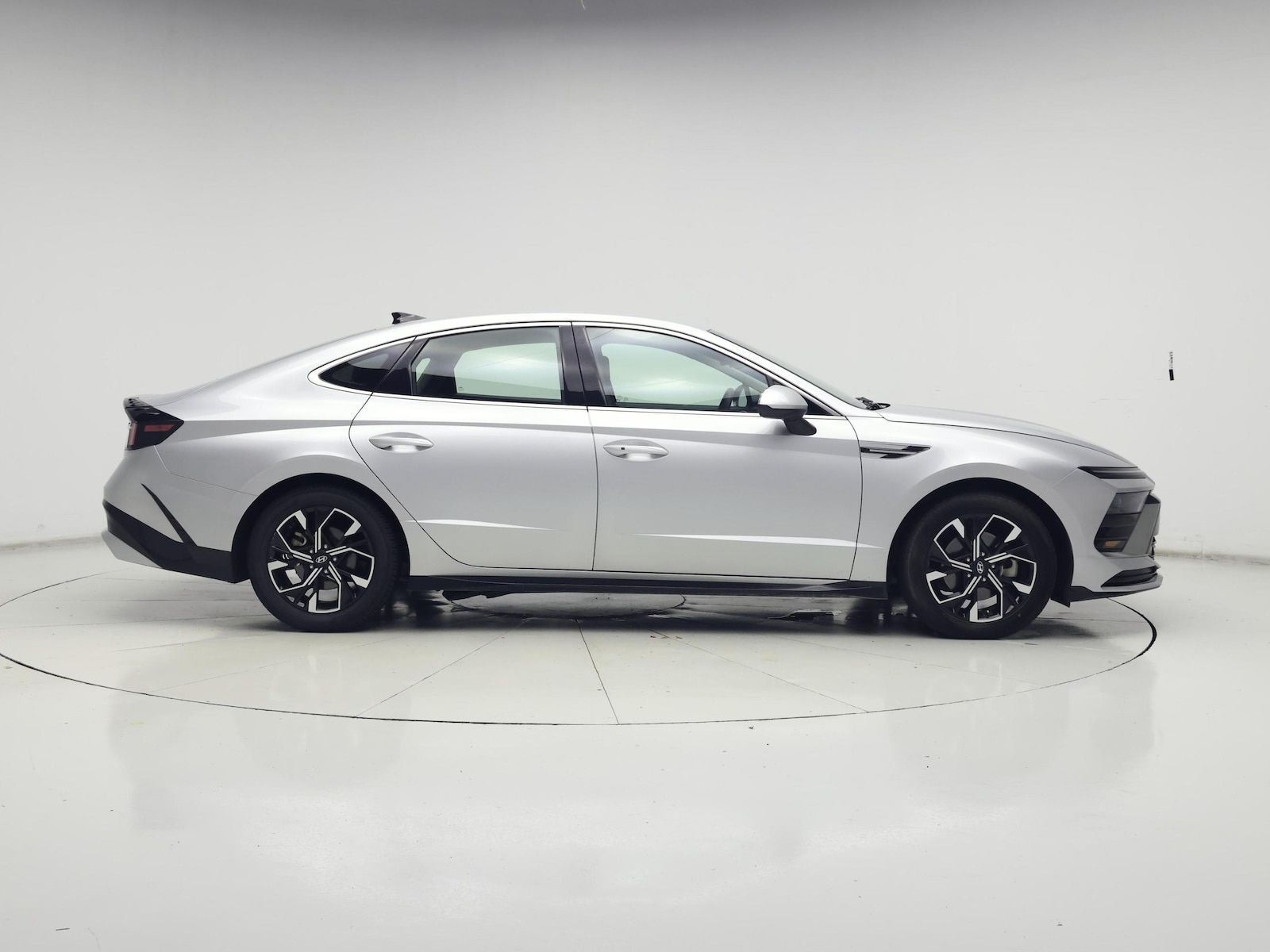 2024 Hyundai Sonata SEL - Photo 8