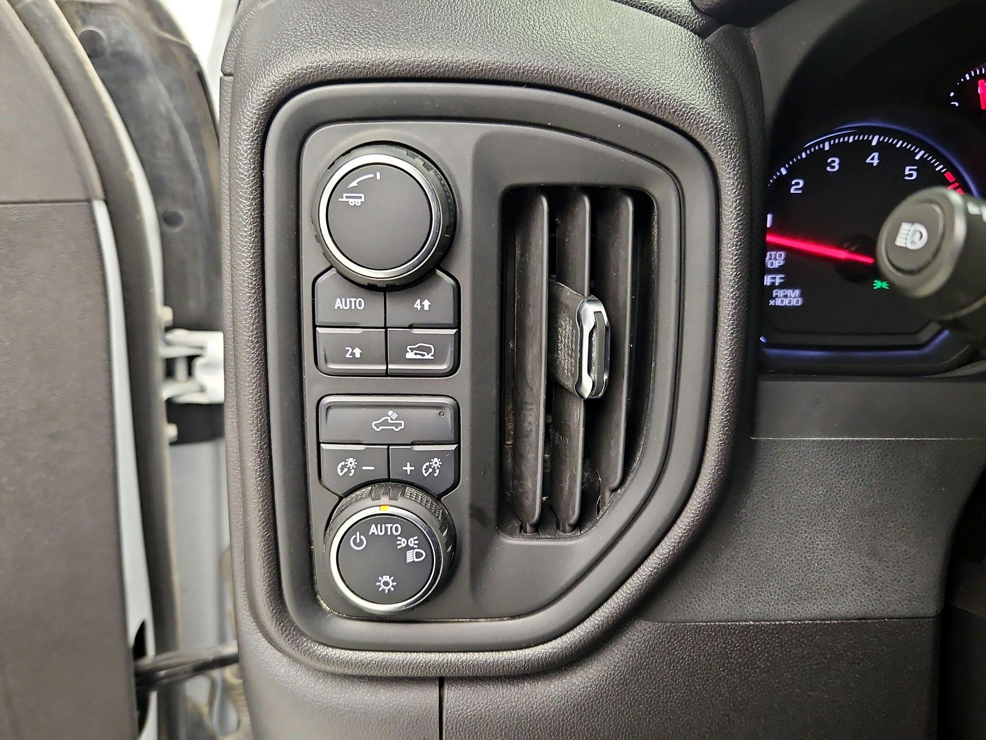 Thumbnail: 2024 Chevrolet Silverado 1500 - 13