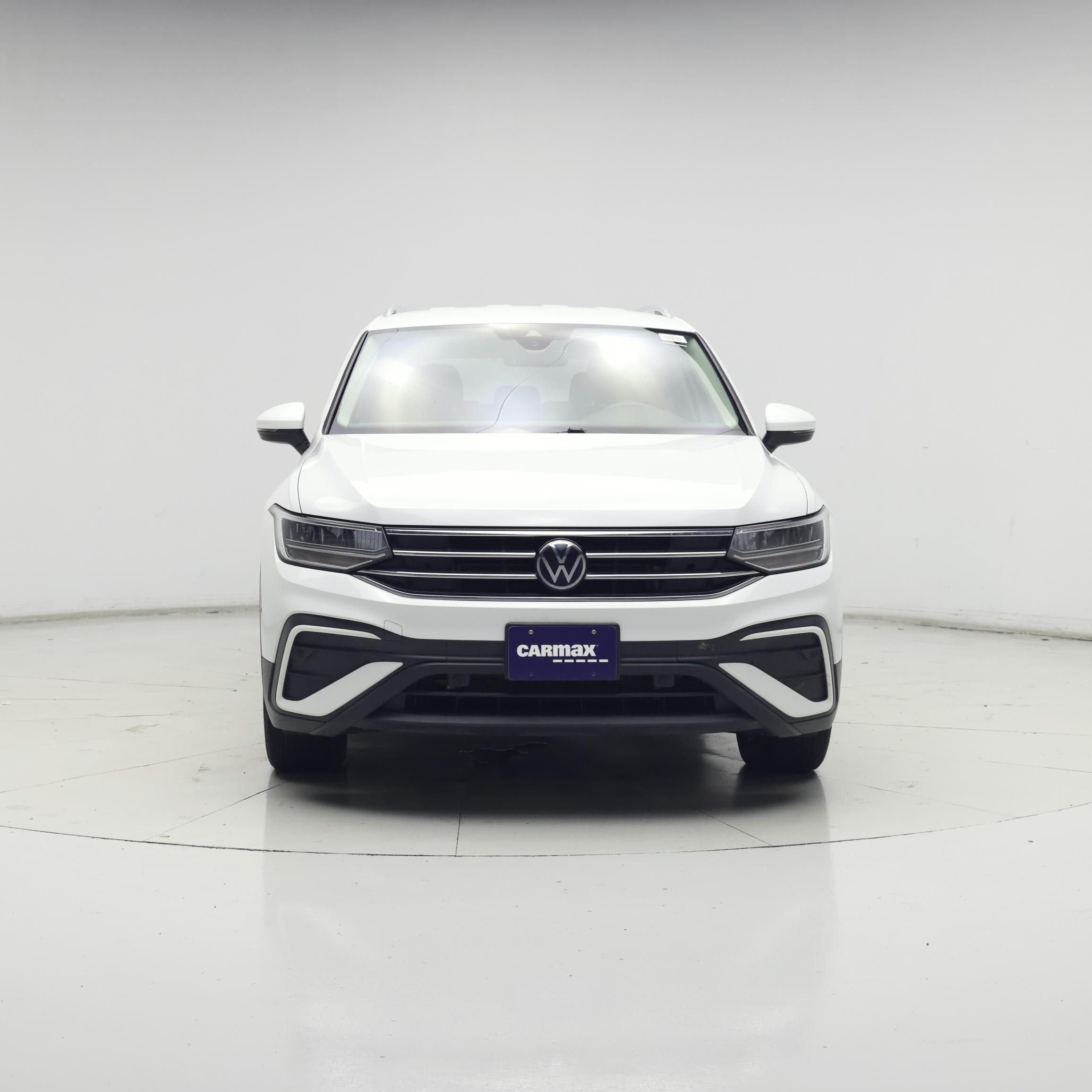Thumbnail: 2022 Volkswagen Tiguan - 5