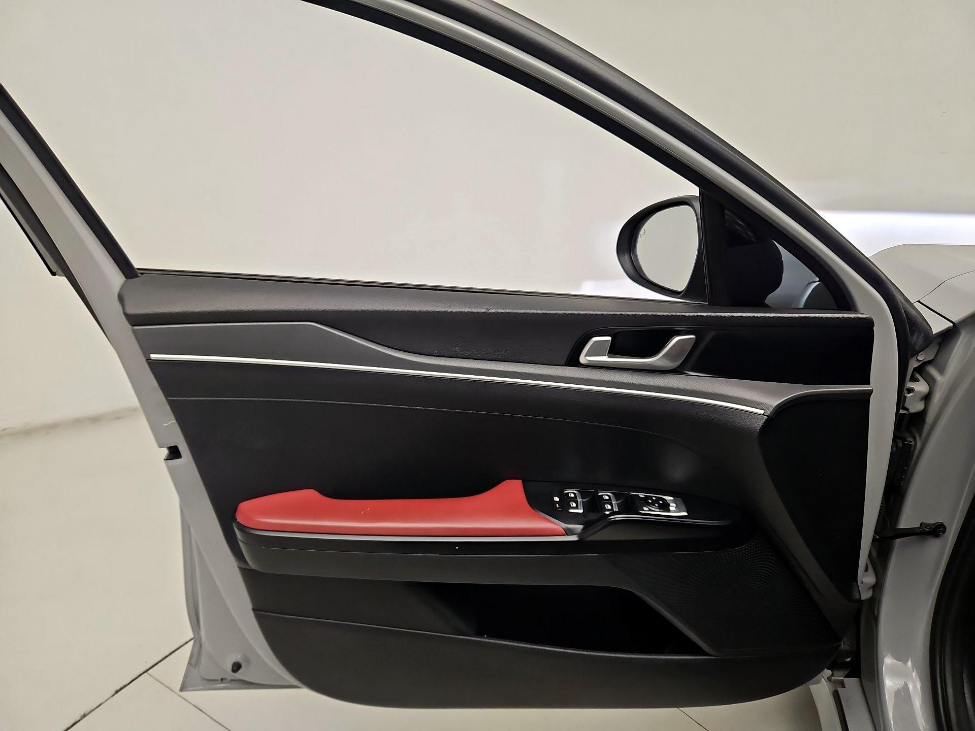 Thumbnail: 2023 Kia K5 - 12
