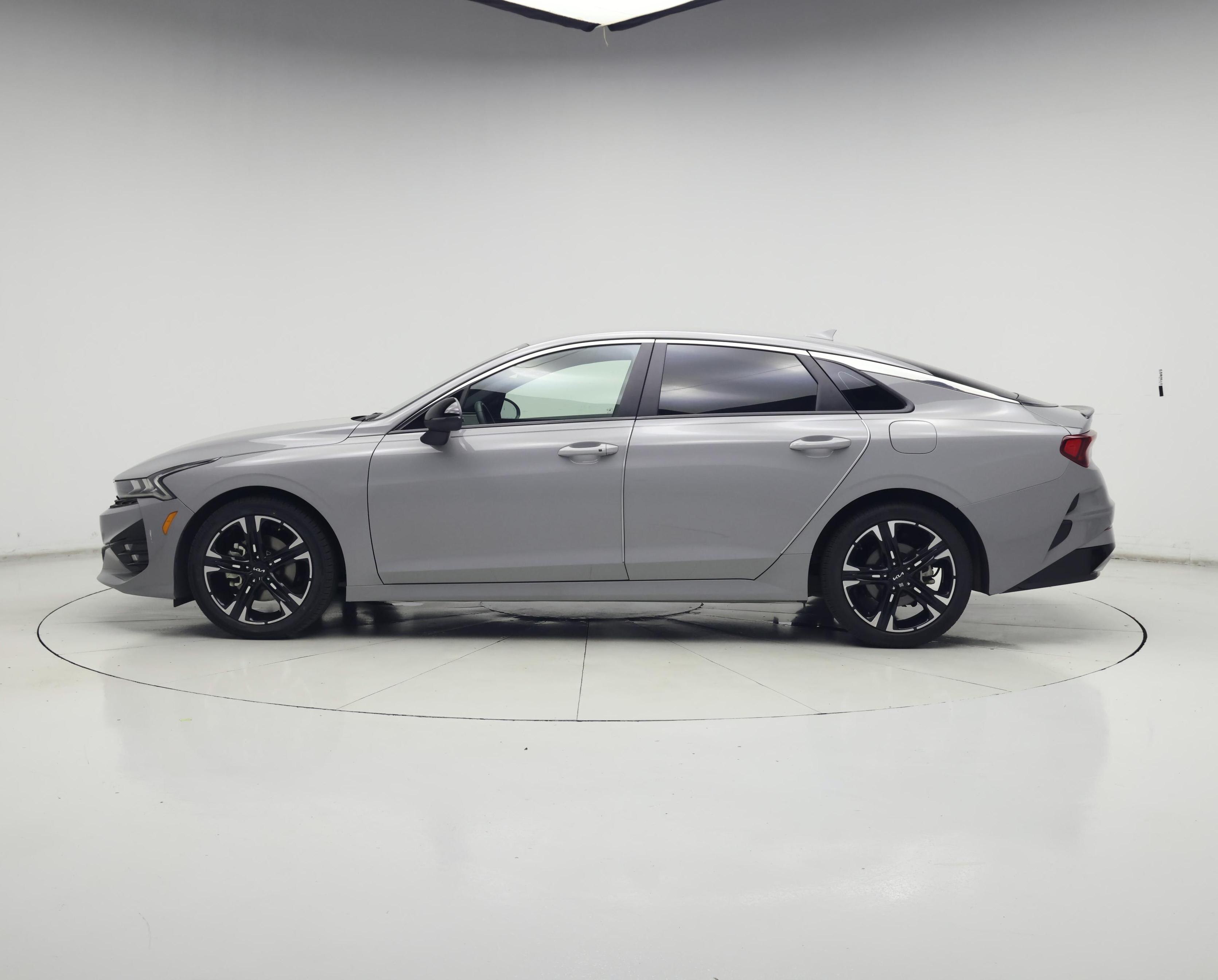 Thumbnail: 2023 Kia K5 - 3