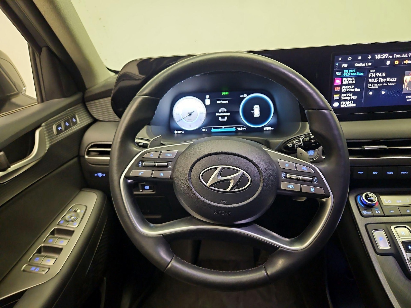 2023 Hyundai Palisade Limited - Photo 11