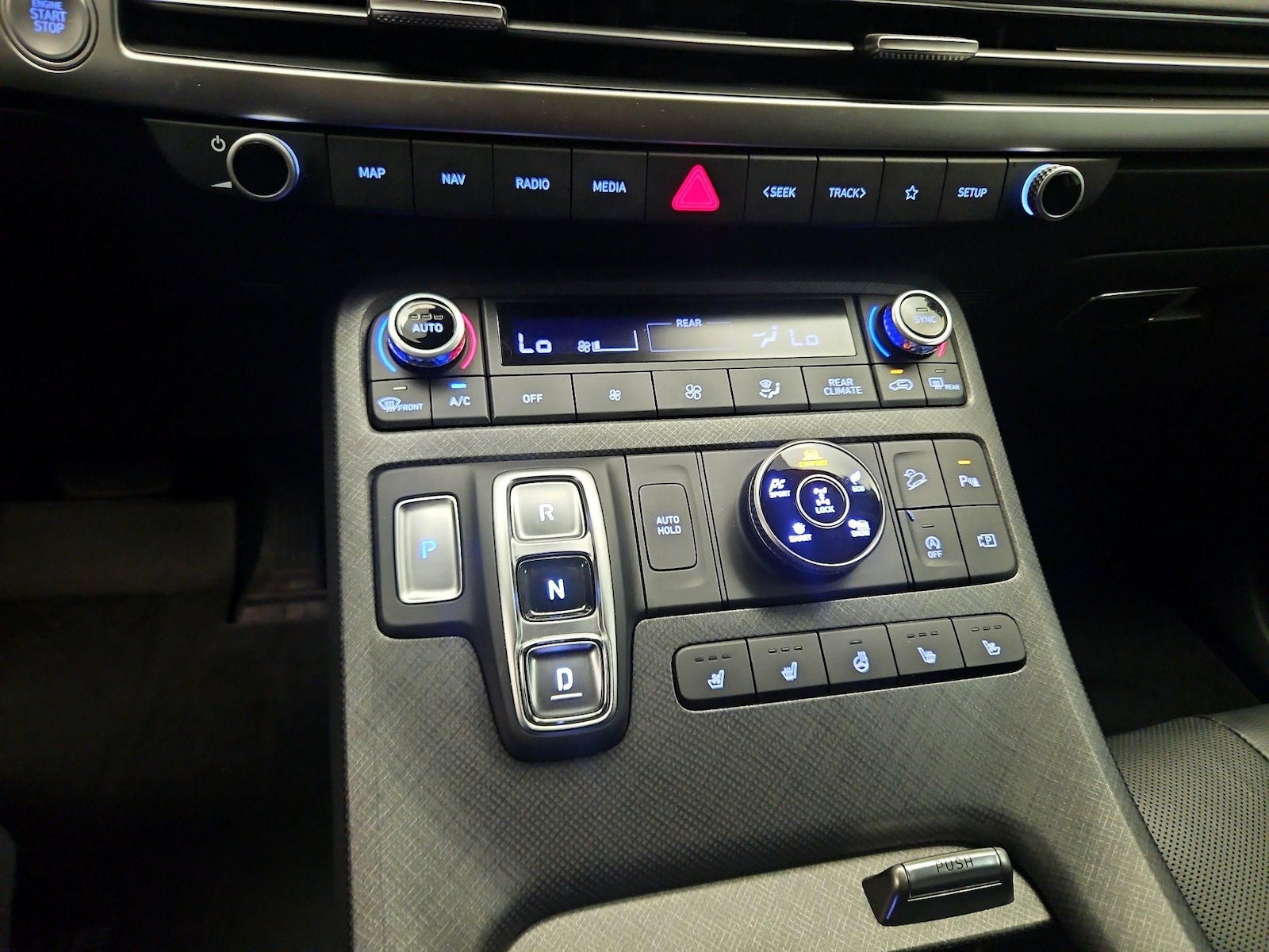 2023 Hyundai Palisade Limited - Photo 17