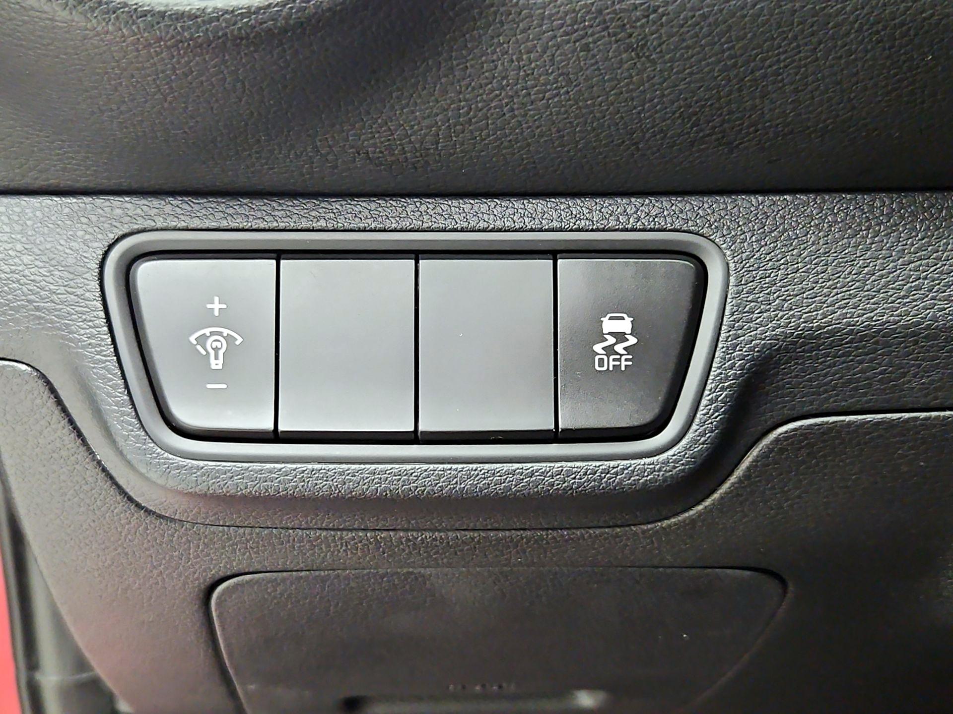 Thumbnail: 2024 Kia Forte - 13