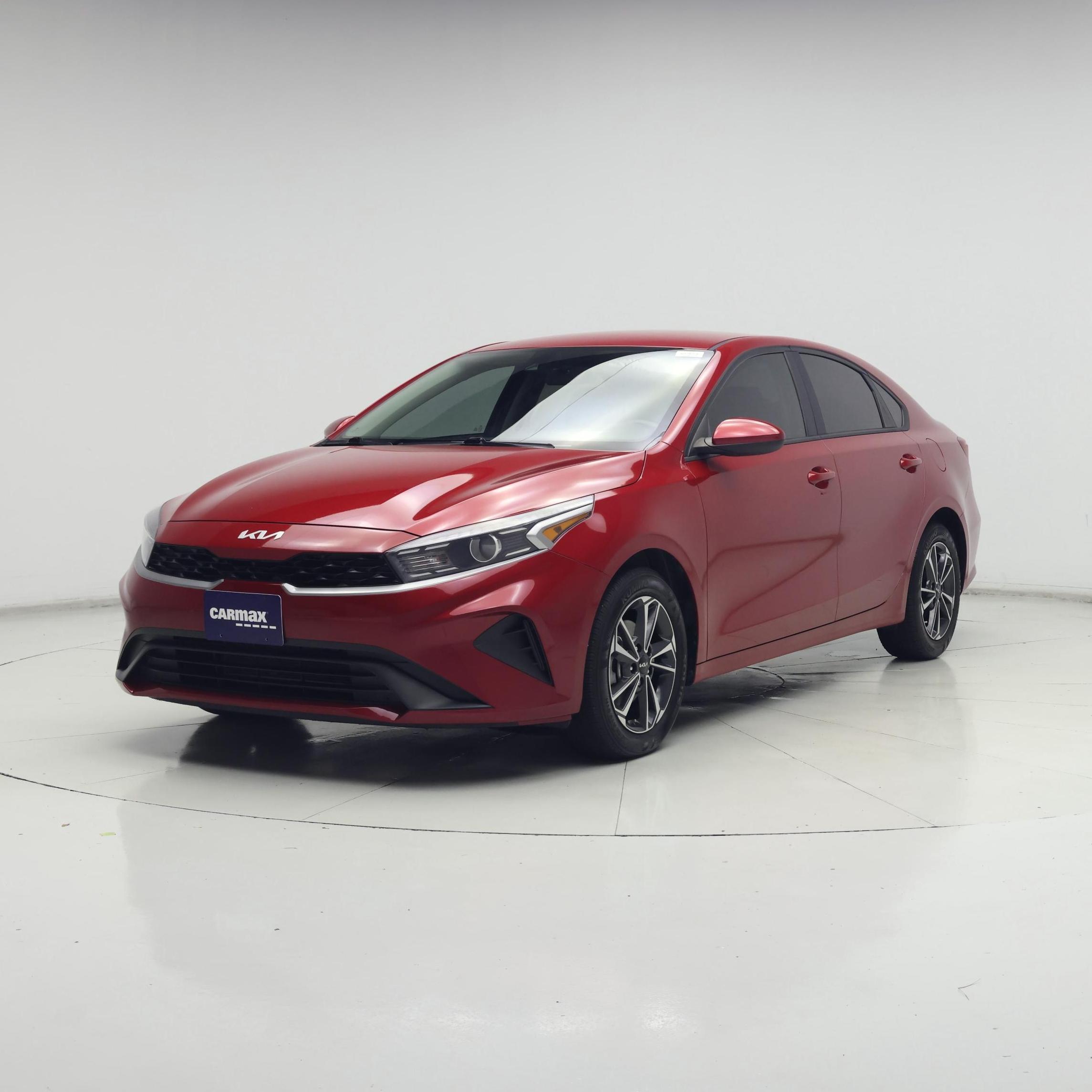 Thumbnail: 2024 Kia Forte - 4