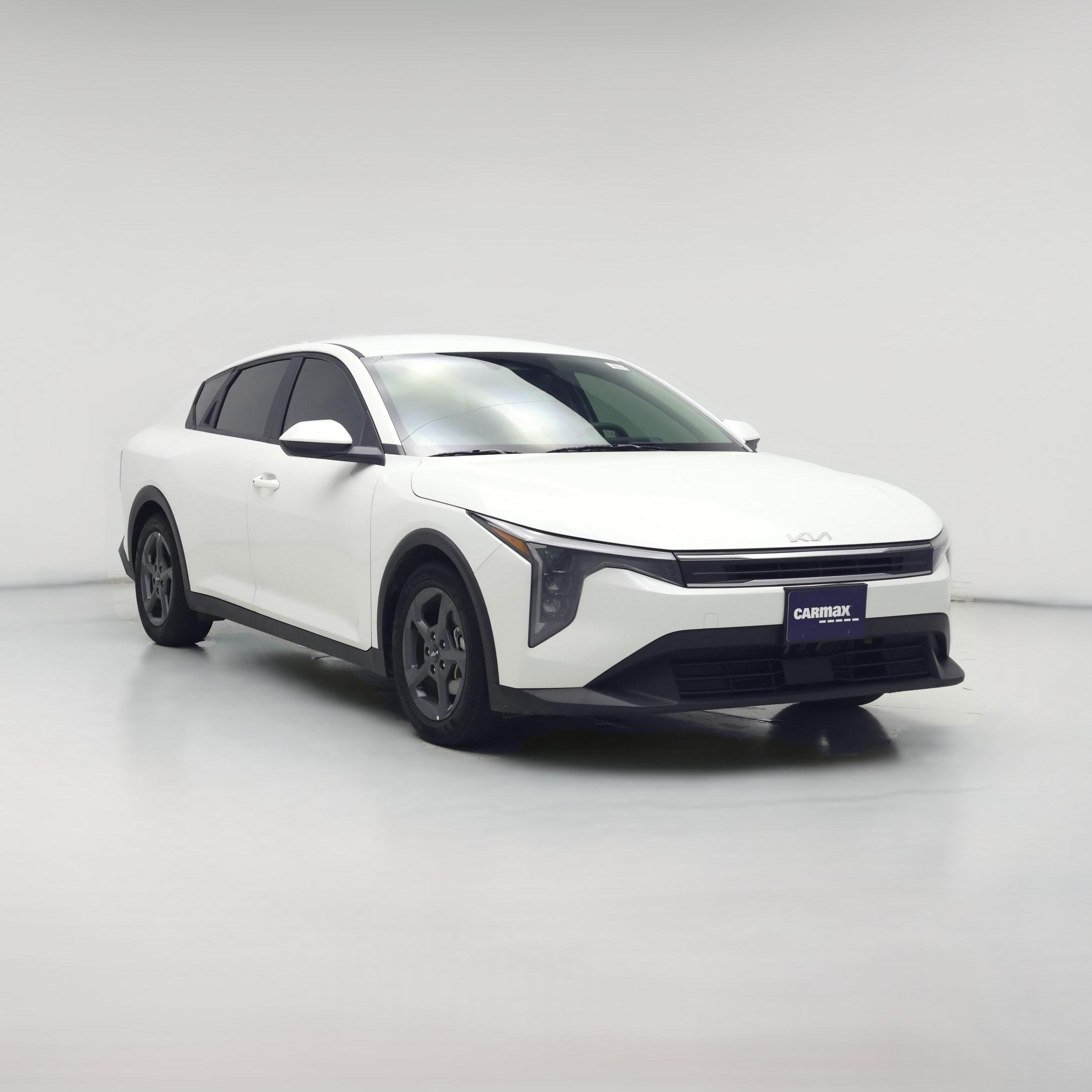 Thumbnail: 2025 Kia K4 - 1