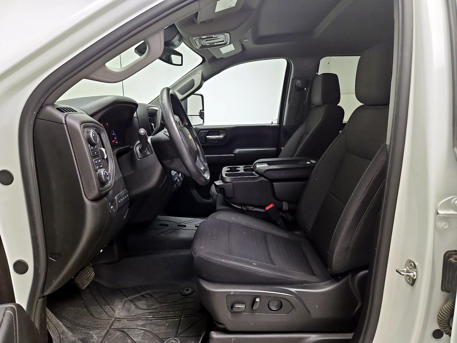 2025 Chevrolet Silverado 2500HD Custom - Photo 12