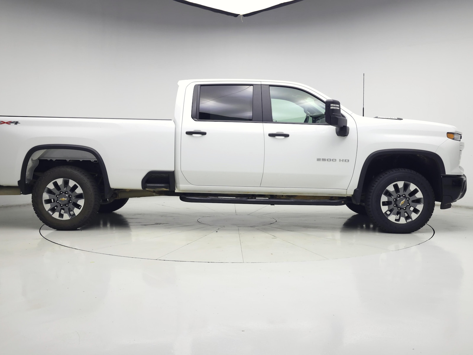 2025 Chevrolet Silverado 2500HD Custom - Photo 8