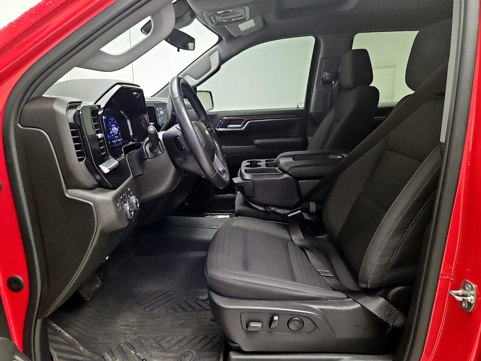 2023 Chevrolet Silverado 1500 LT - Photo 12