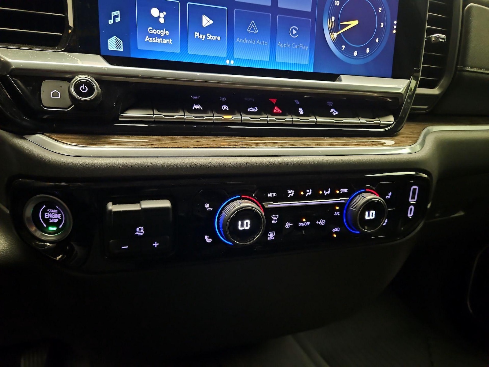2023 Chevrolet Silverado 1500 LT - Photo 16