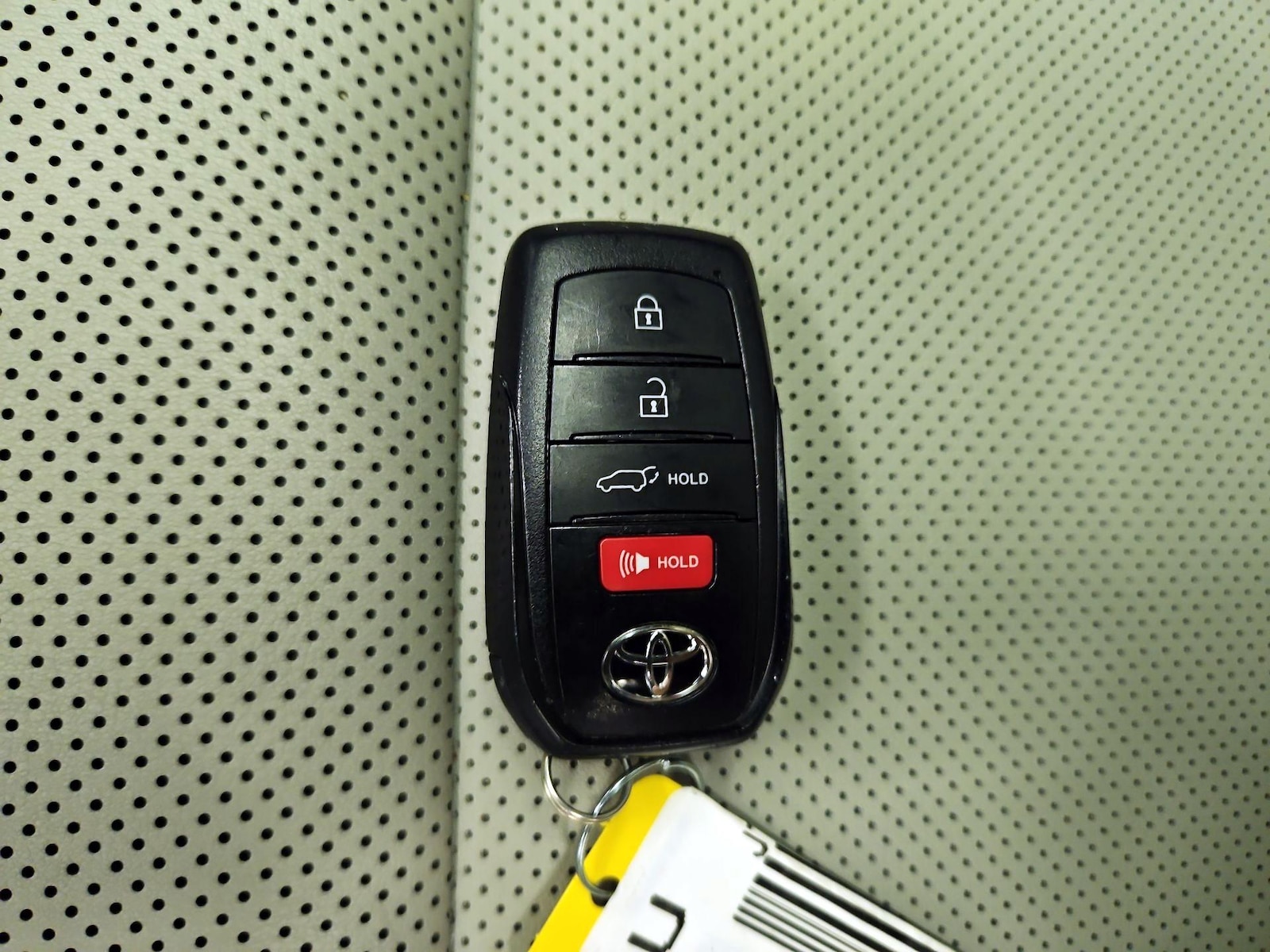 2024 Toyota Prius Limited - Photo 24